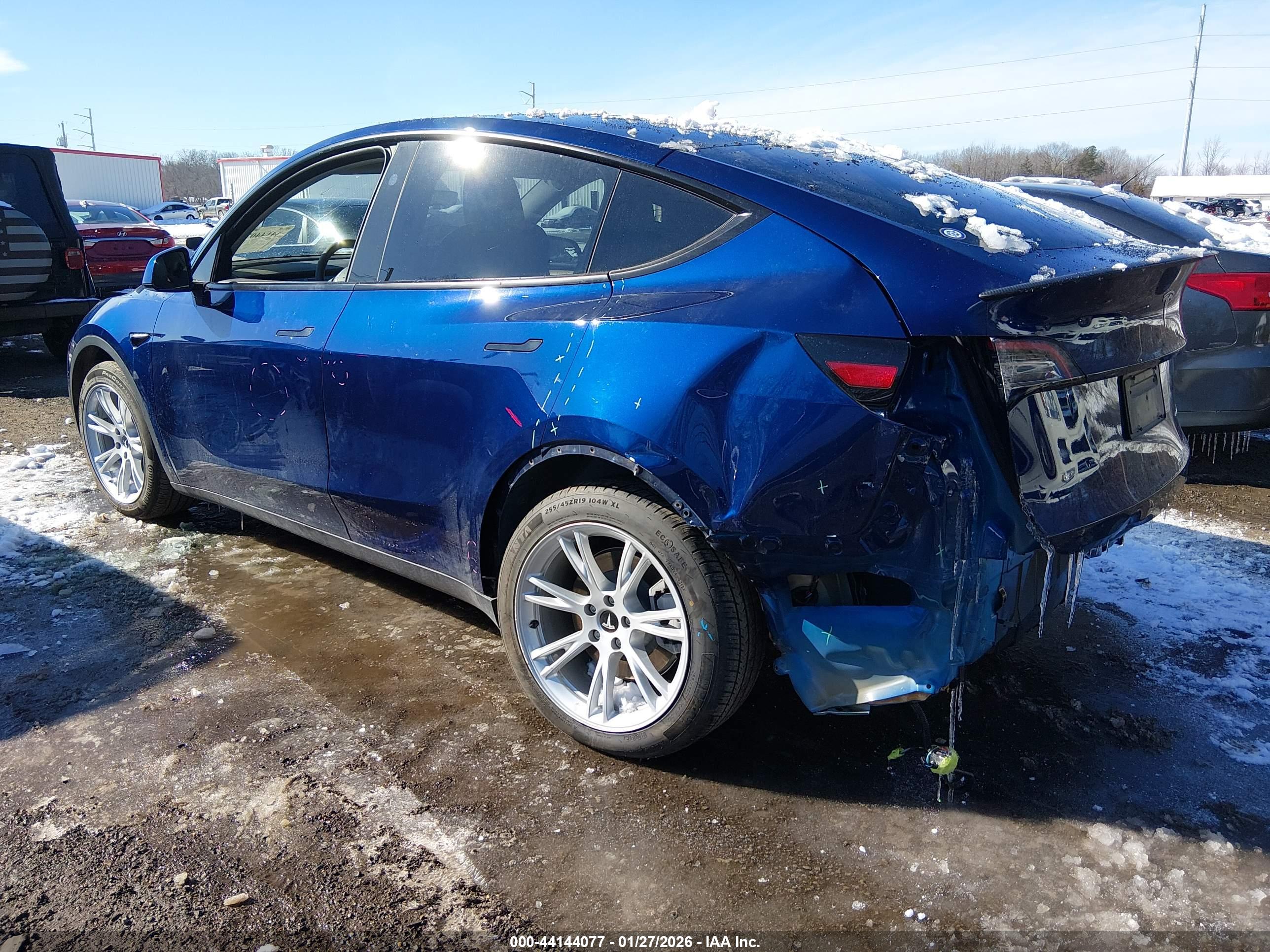 TESLA MODEL image 3