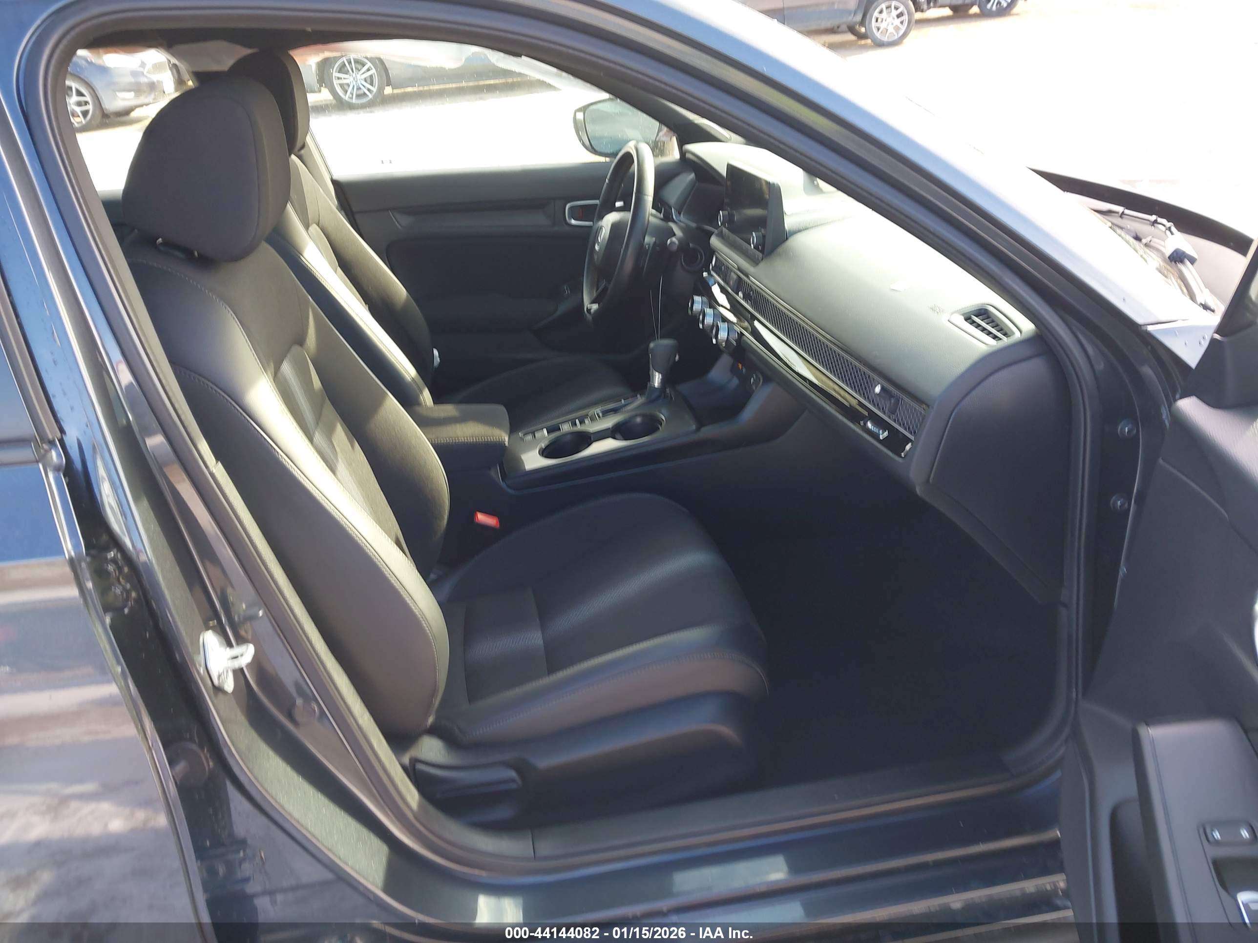 HONDA CIVIC image 5
