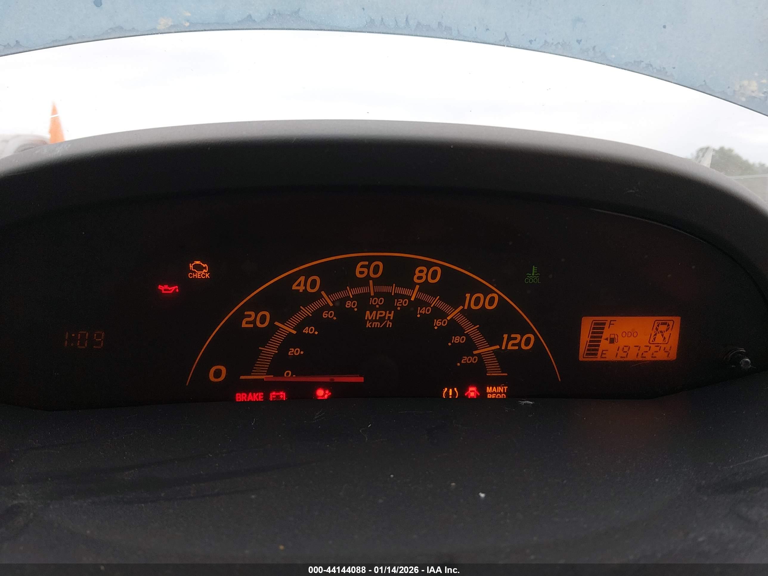 TOYOTA YARIS image 7