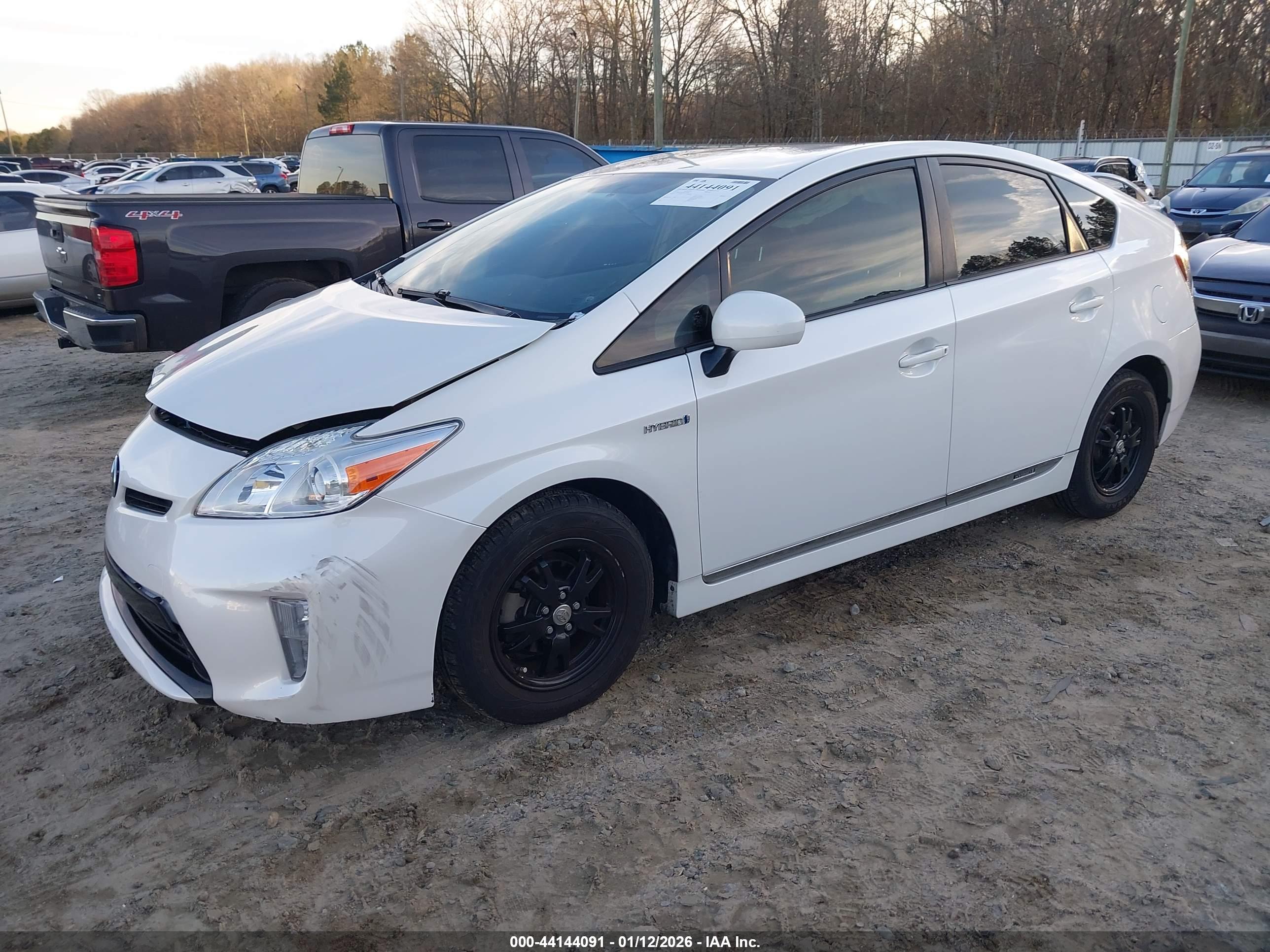 TOYOTA PRIUS image 2