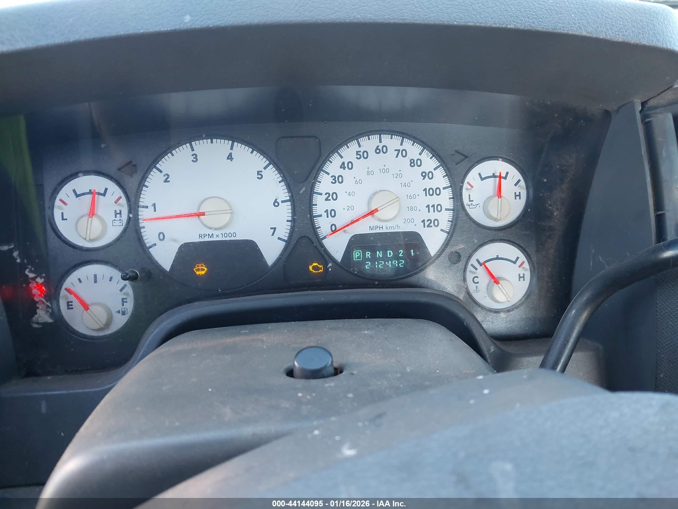 DODGE RAM image 7