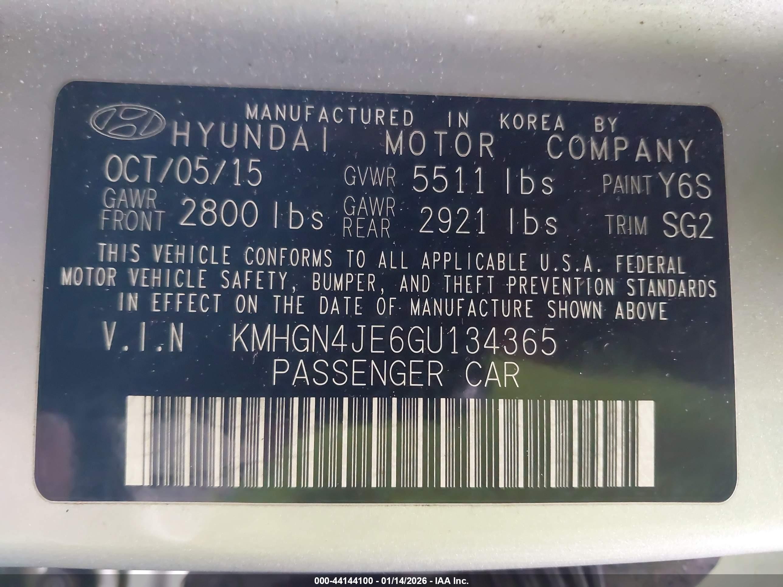 HYUNDAI GENESIS image 9