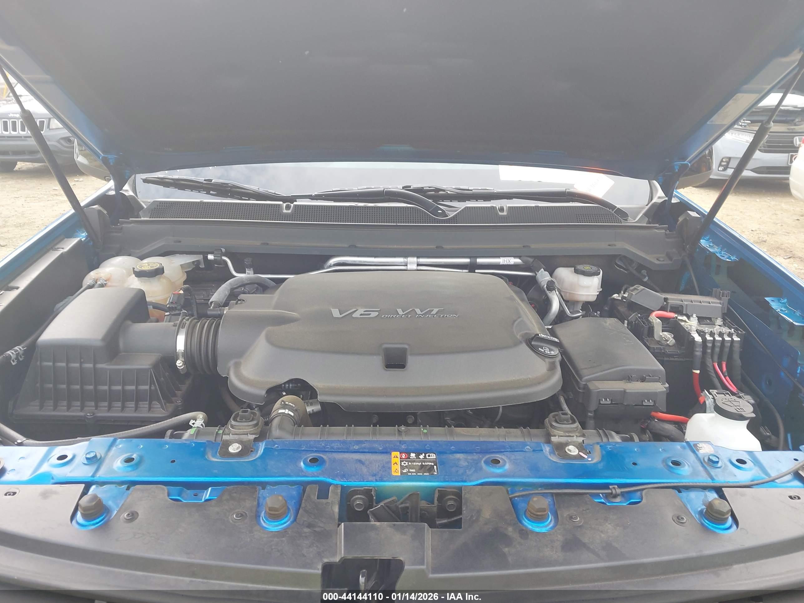 CHEVROLET COLORADO image 10