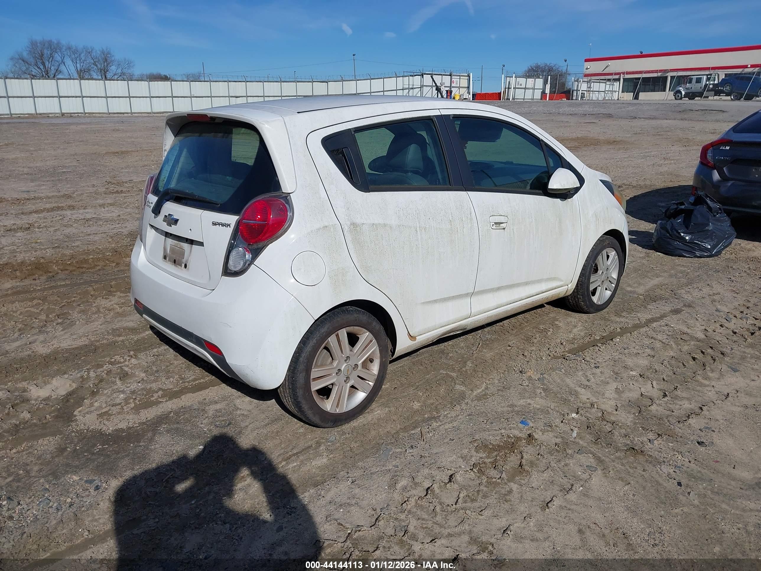 CHEVROLET SPARK image 4