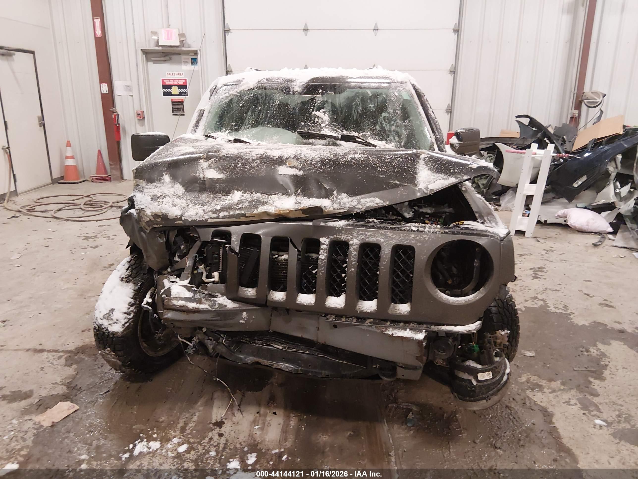 JEEP PATRIOT image 6