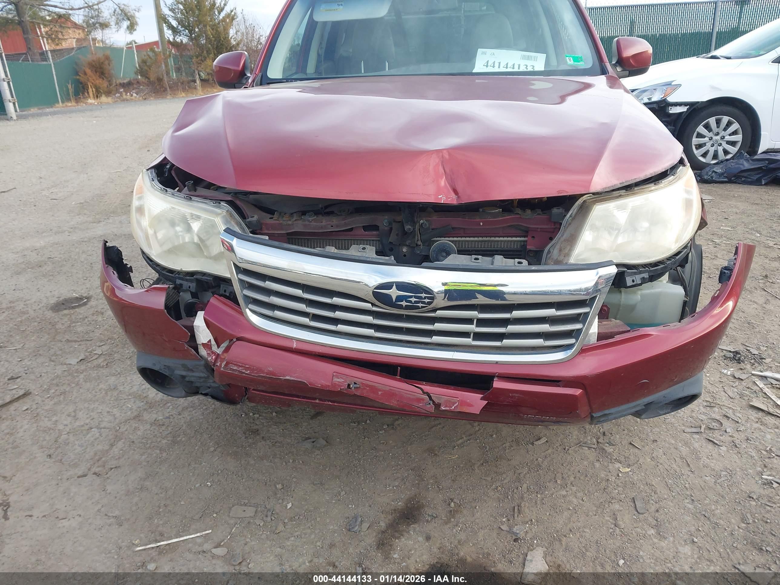 SUBARU FORESTER image 6