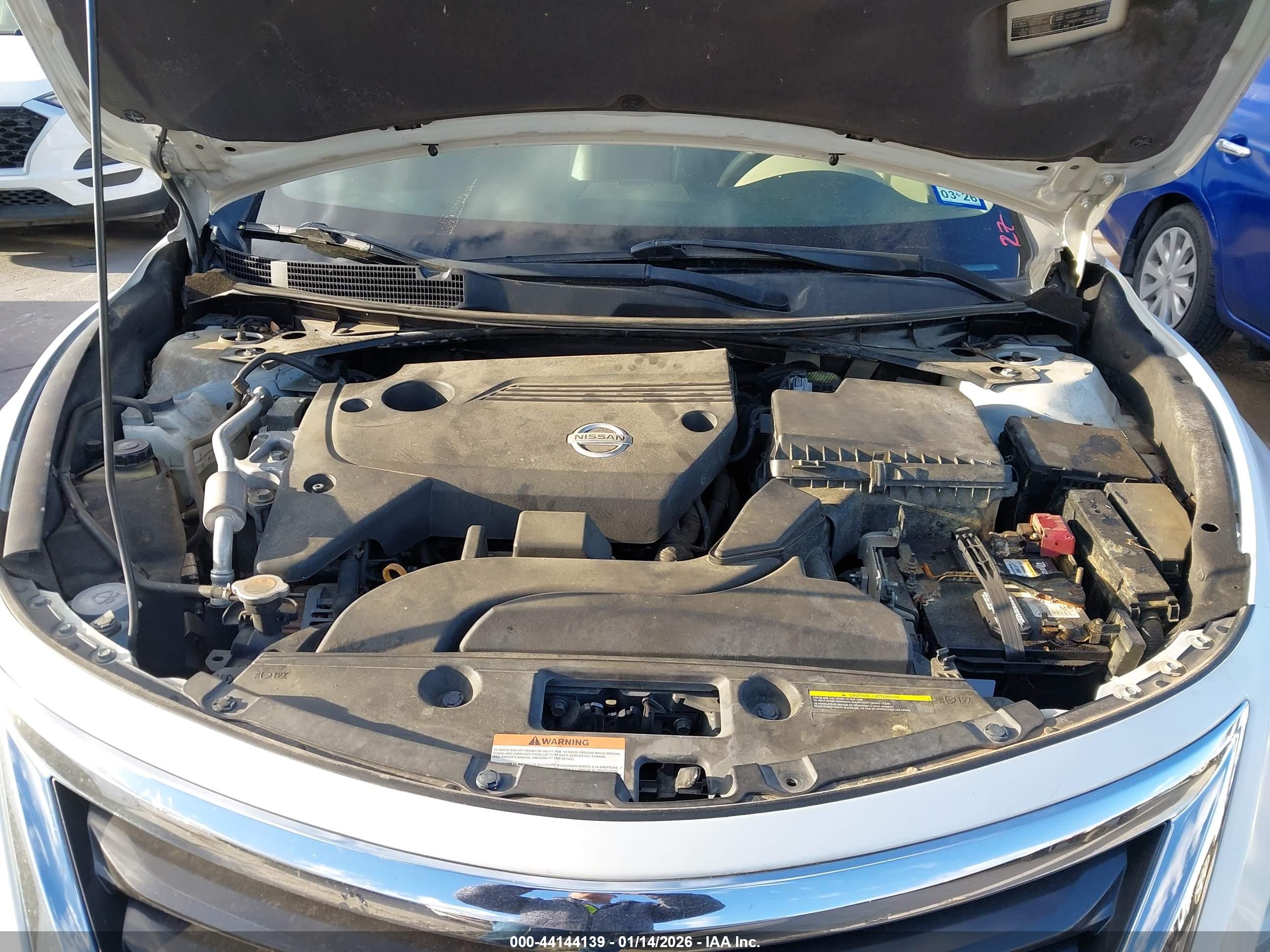 NISSAN ALTIMA image 10