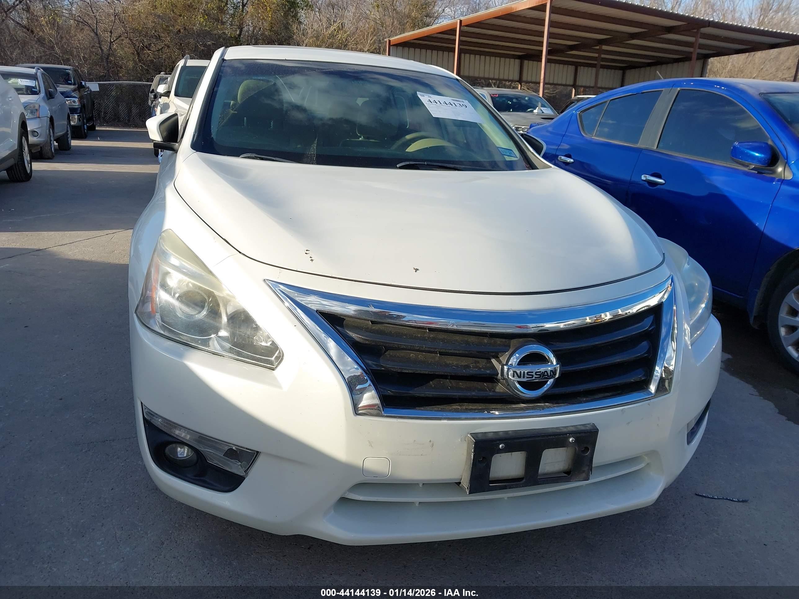 NISSAN ALTIMA image 6