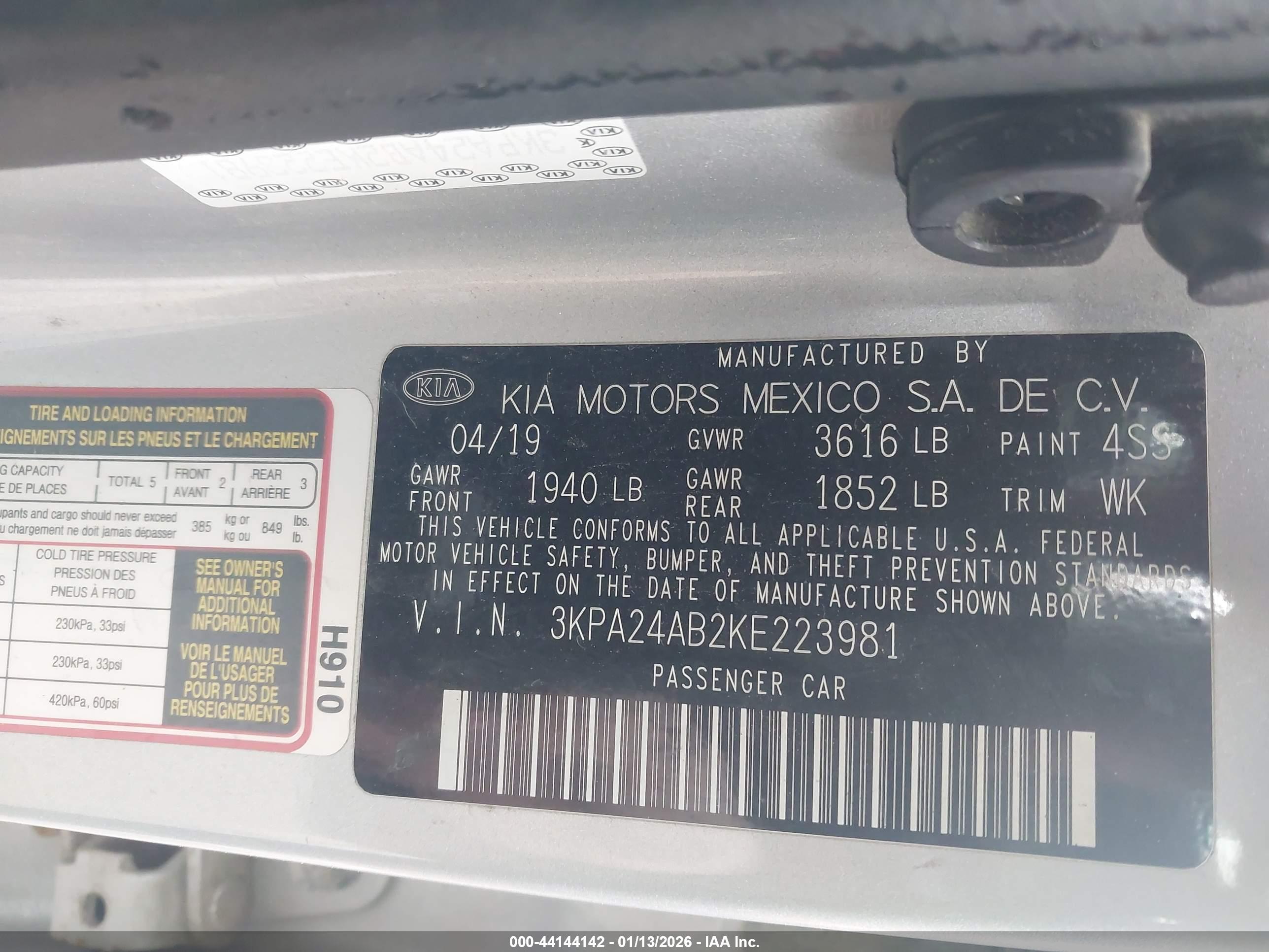 KIA RIO image 9
