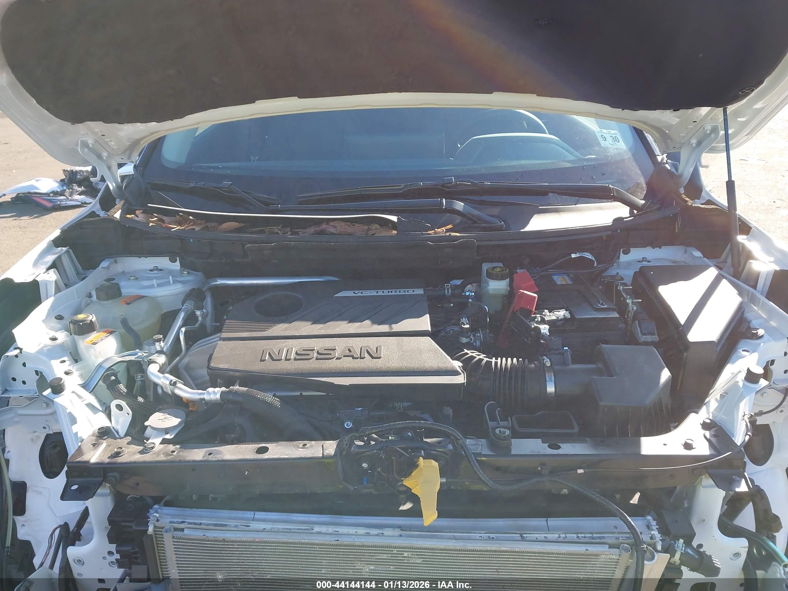 NISSAN ROGUE image 10