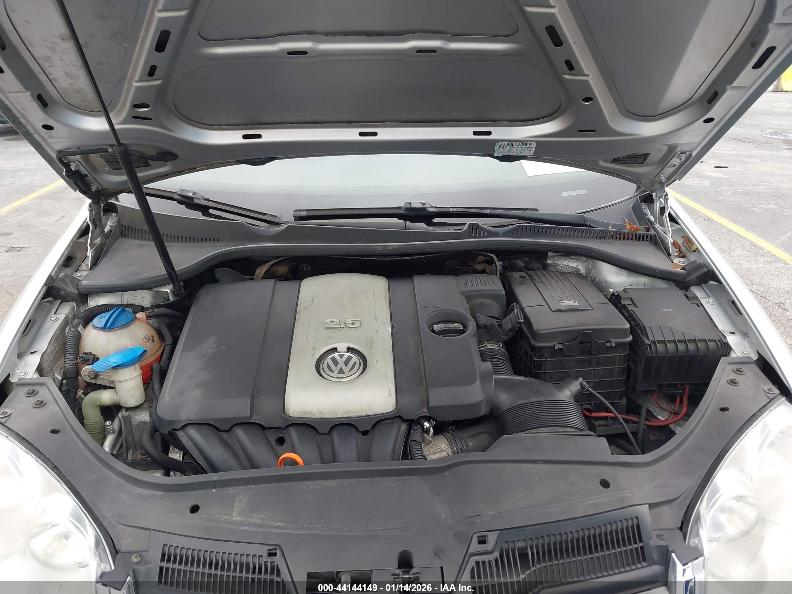 VOLKSWAGEN JETTA image 10