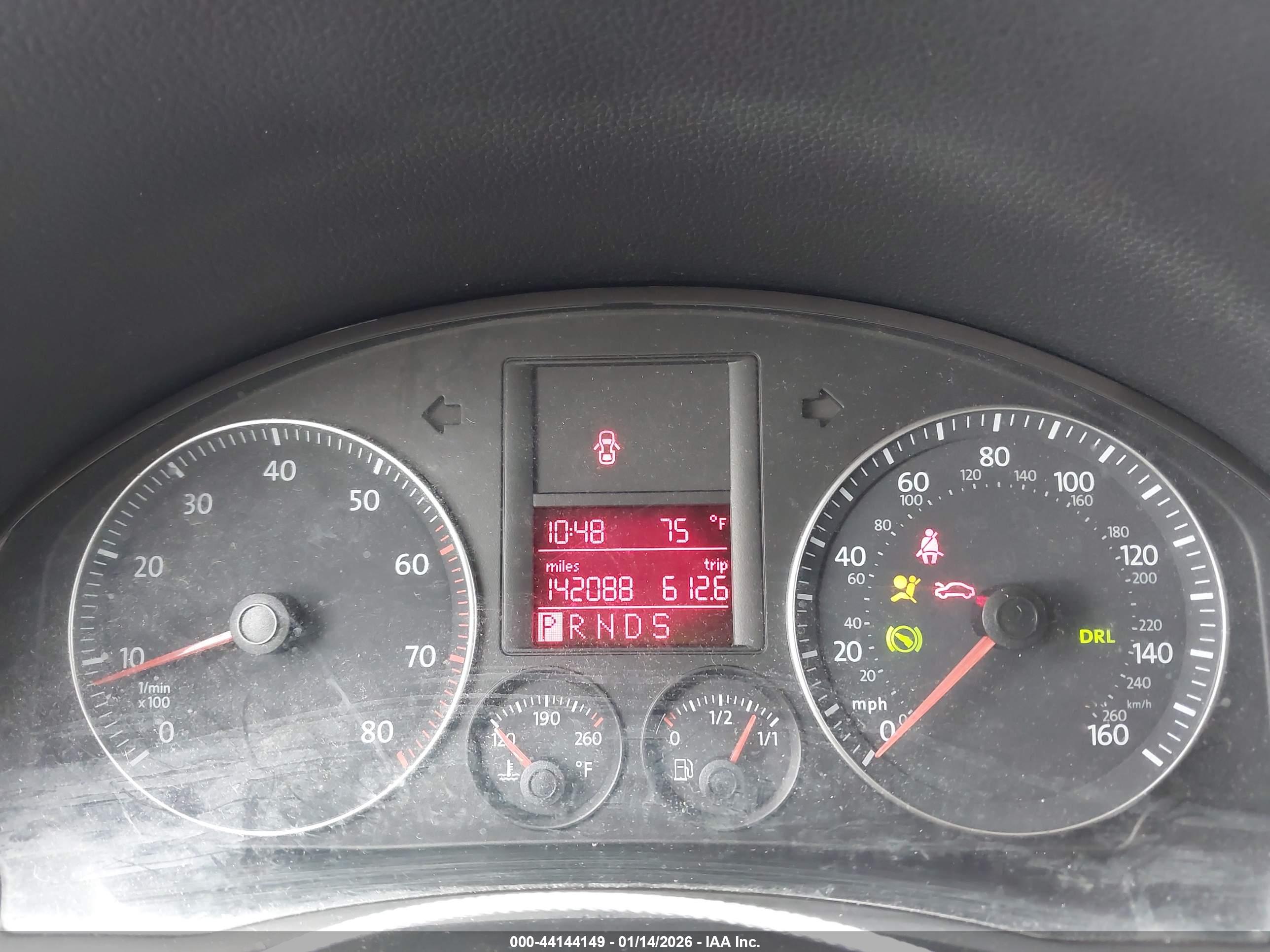 VOLKSWAGEN JETTA image 7