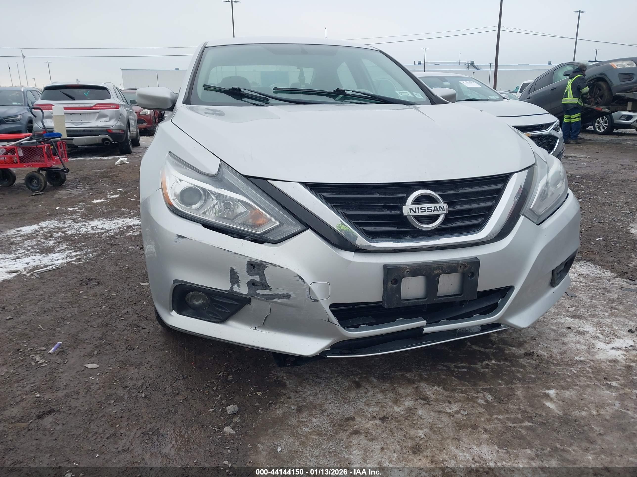 NISSAN ALTIMA image 6