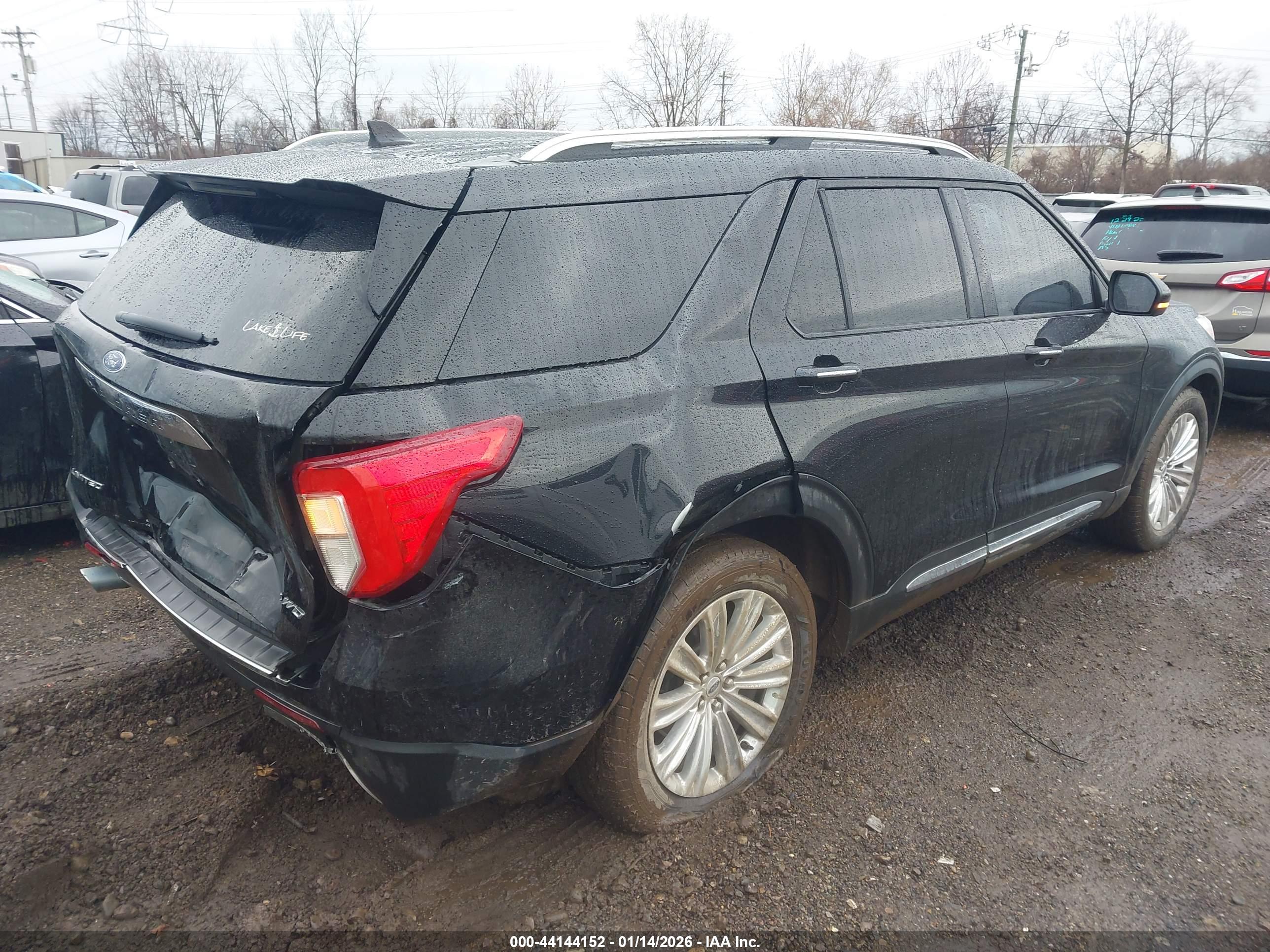 FORD EXPLORER image 4