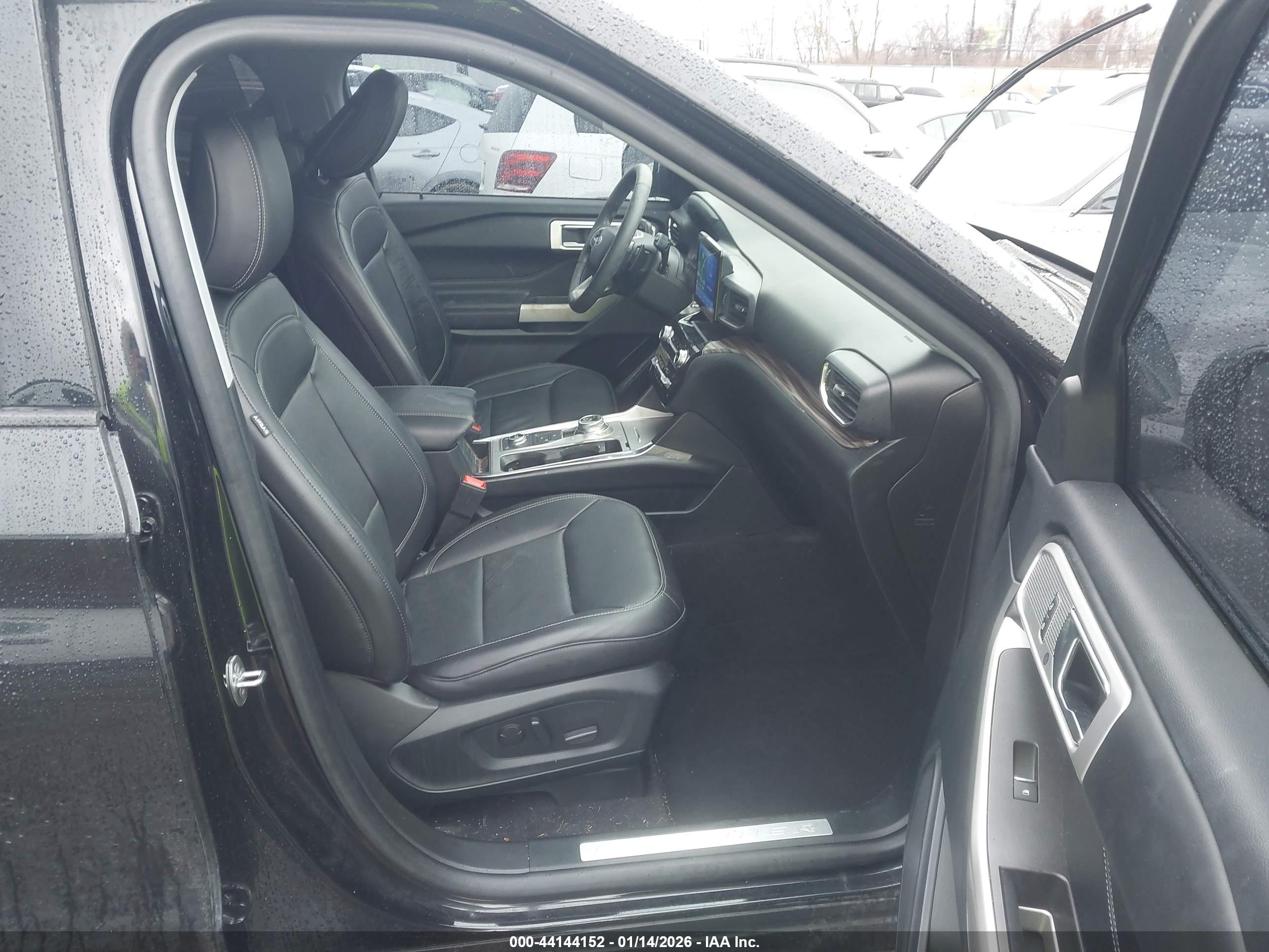 FORD EXPLORER image 5