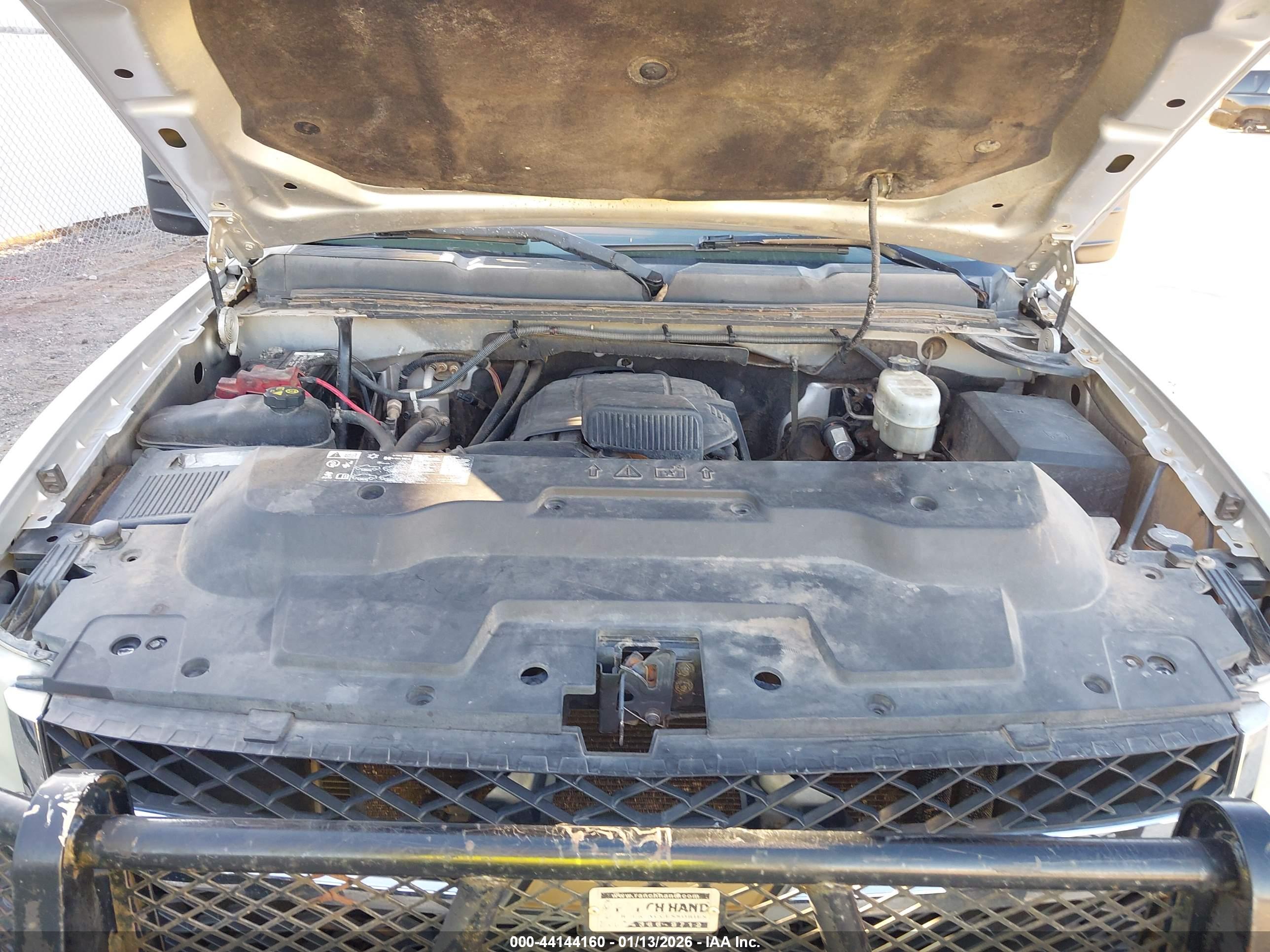 CHEVROLET SILVERADO image 10