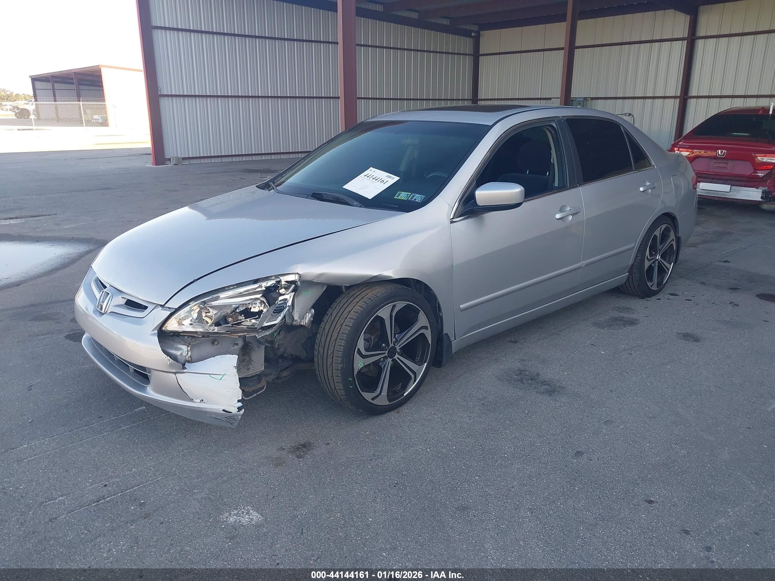 HONDA ACCORD image 2