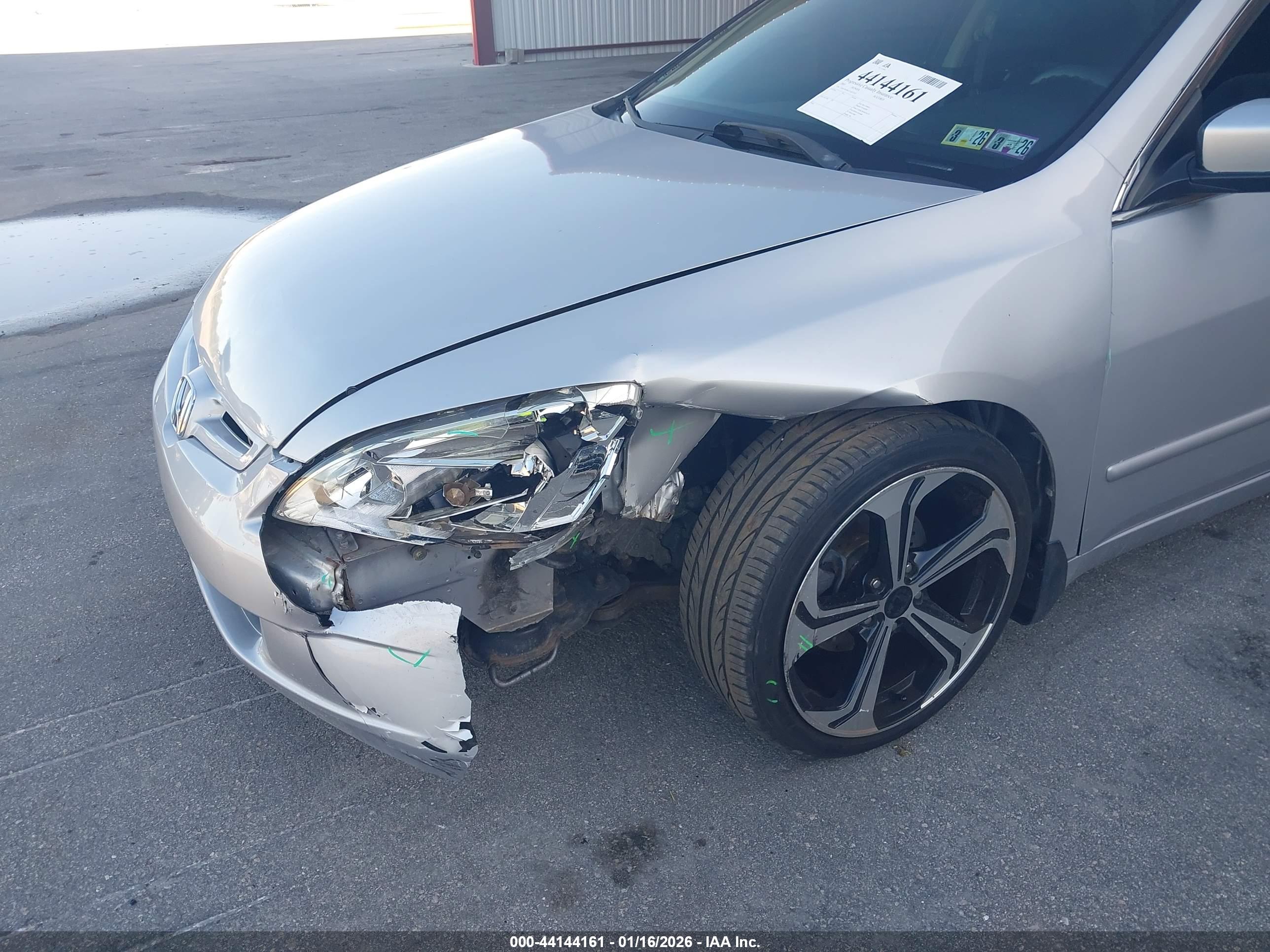 HONDA ACCORD image 6