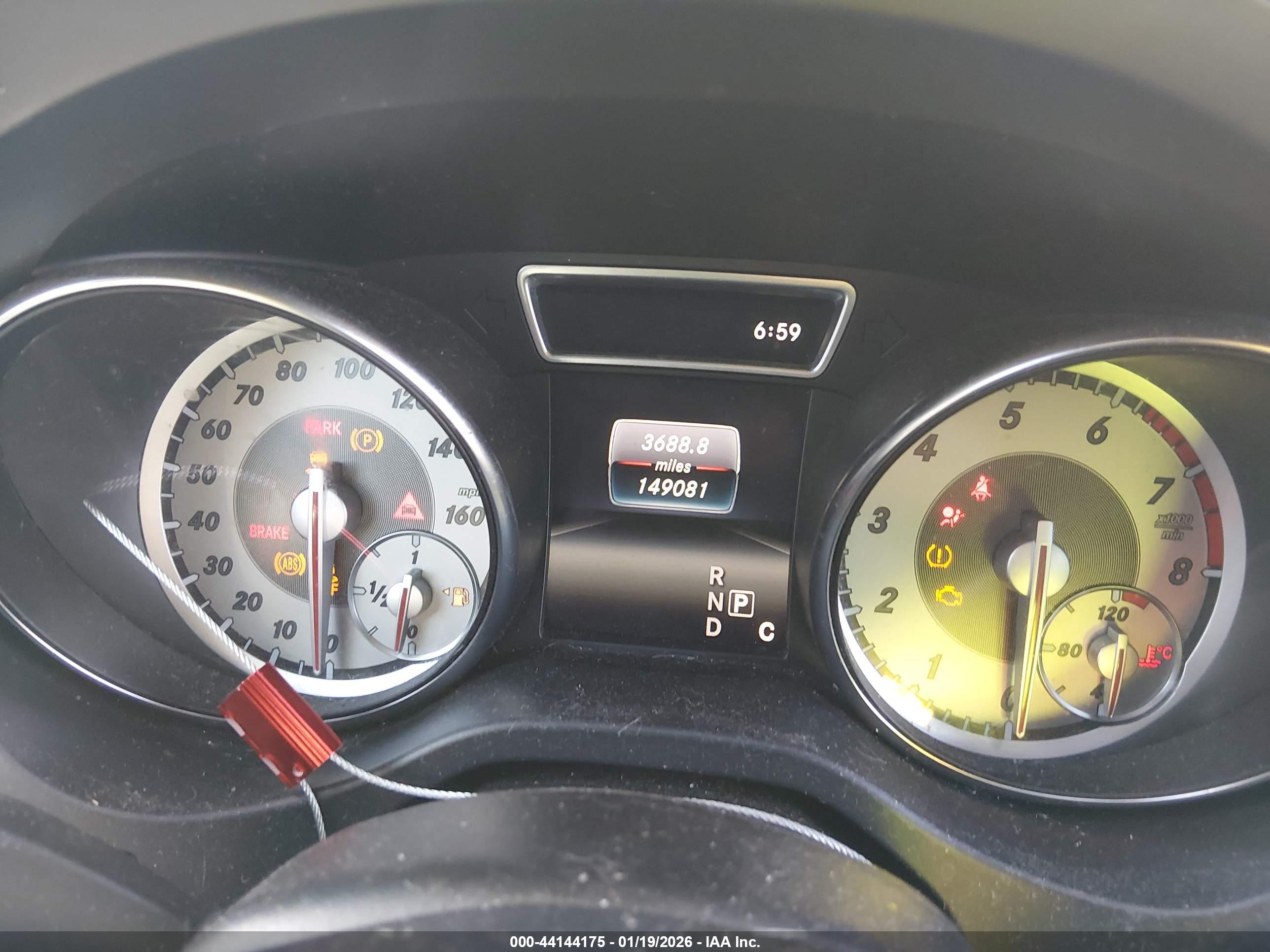 MERCEDES-BENZ CLA image 7