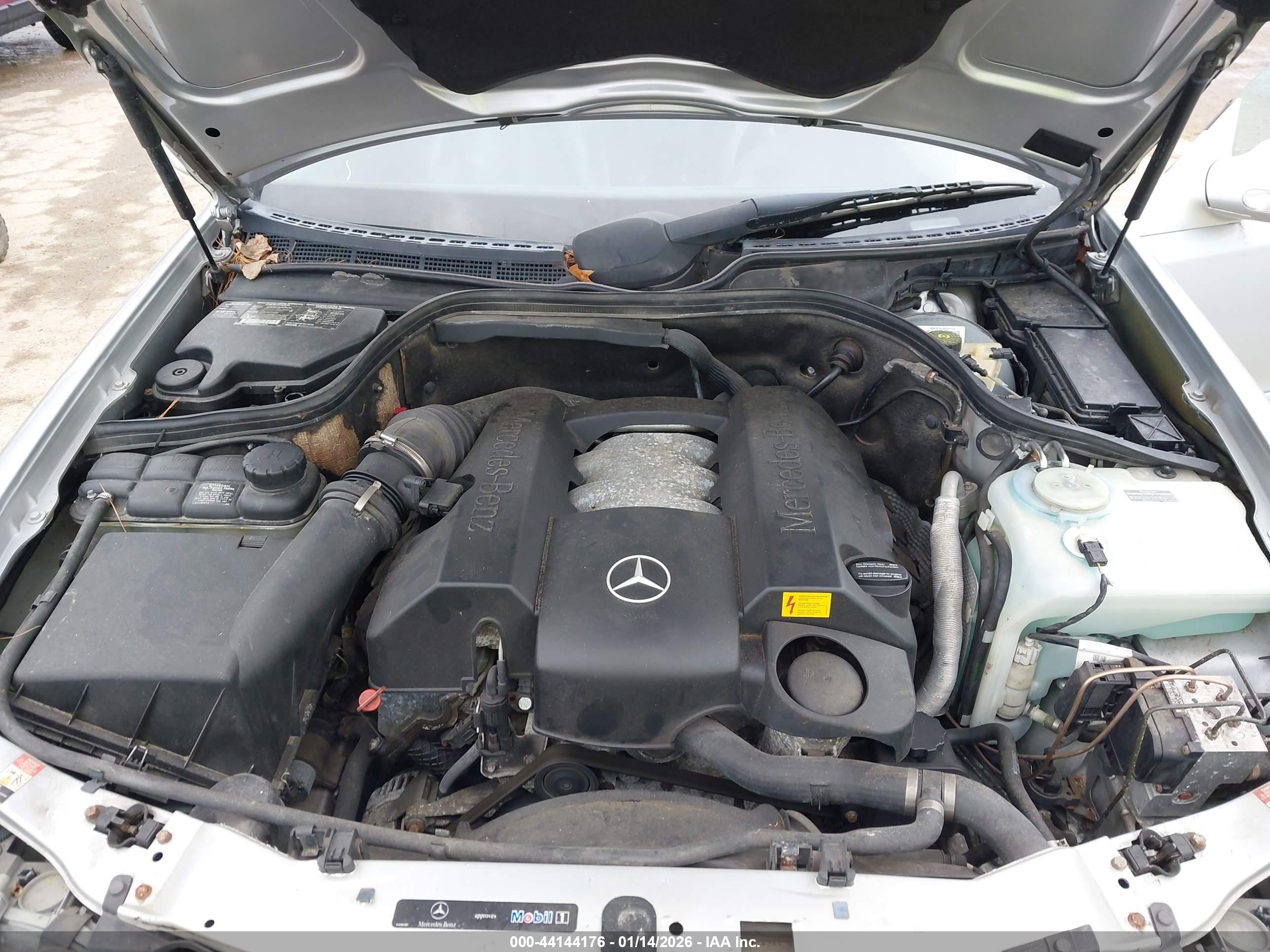 MERCEDES-BENZ CLK image 10