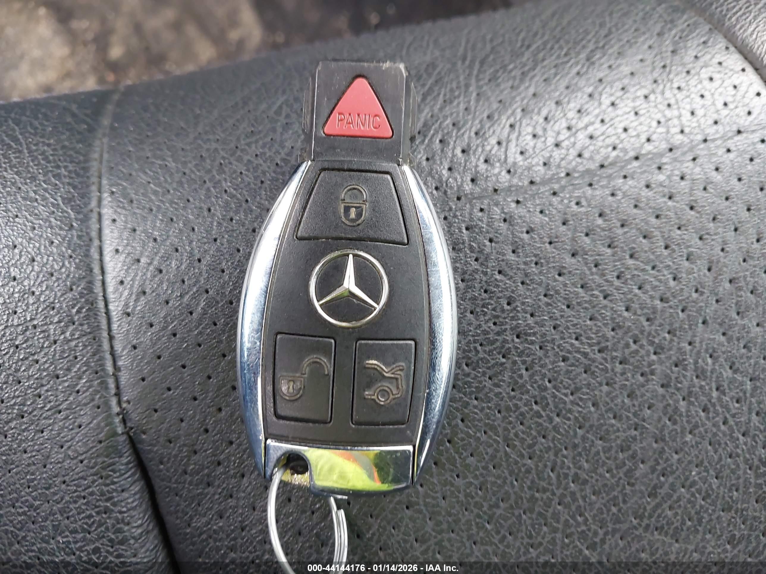 MERCEDES-BENZ CLK image 11