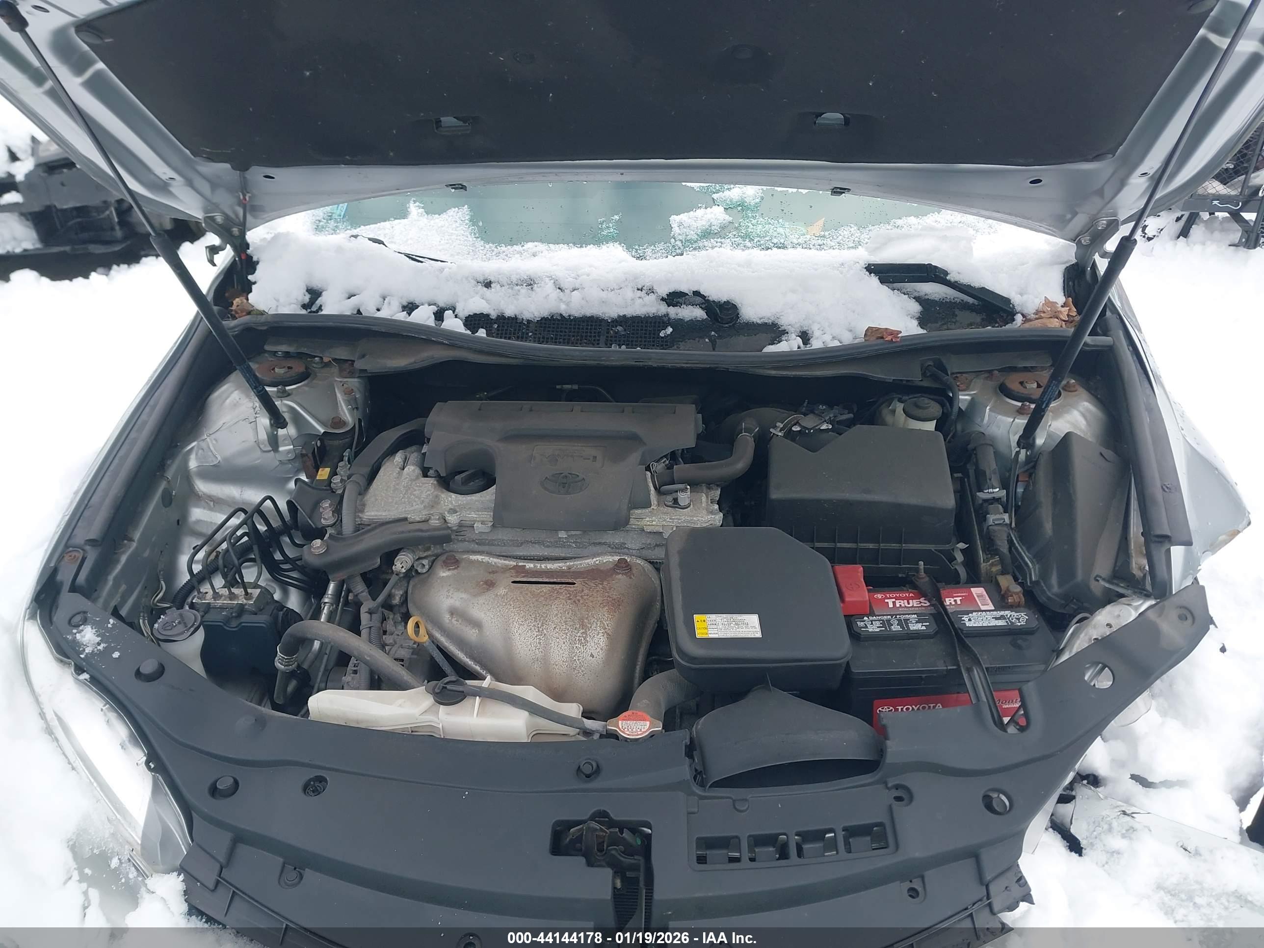 TOYOTA CAMRY image 10
