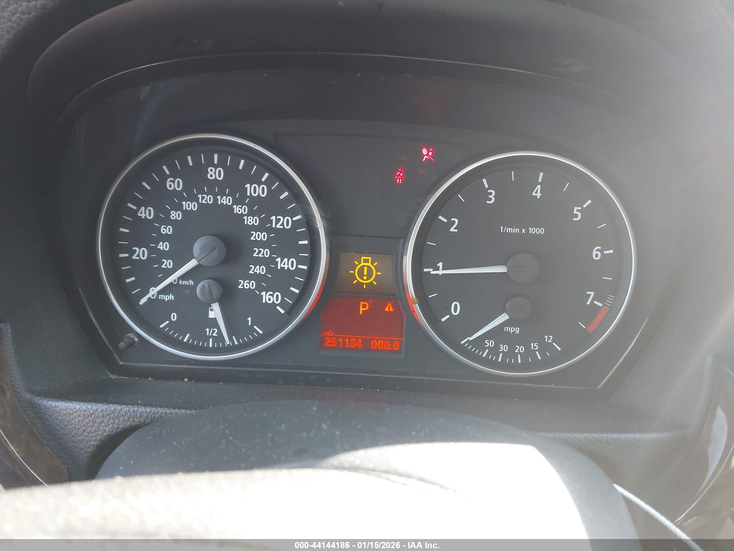 BMW 330I image 7