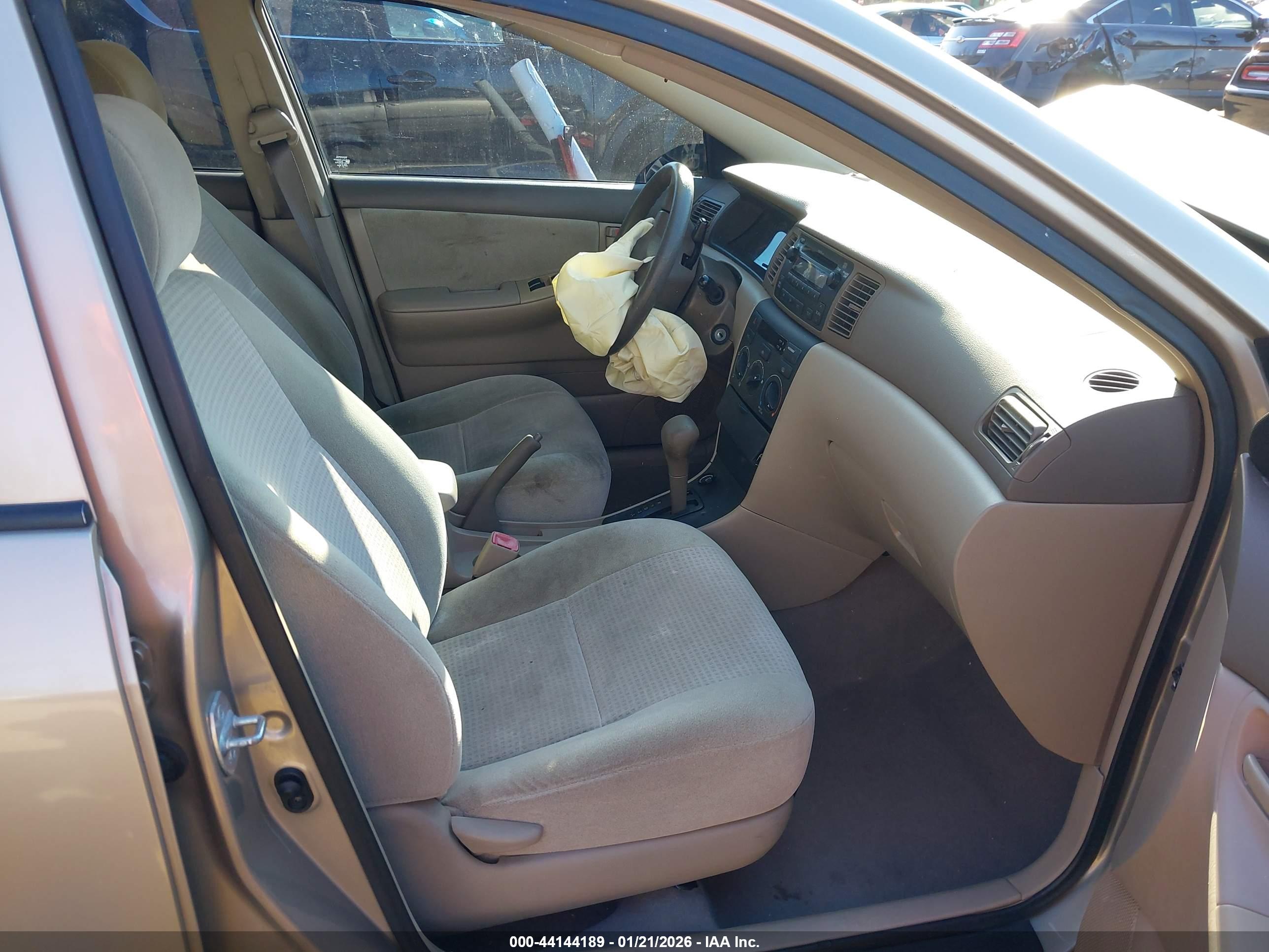 TOYOTA COROLLA image 5