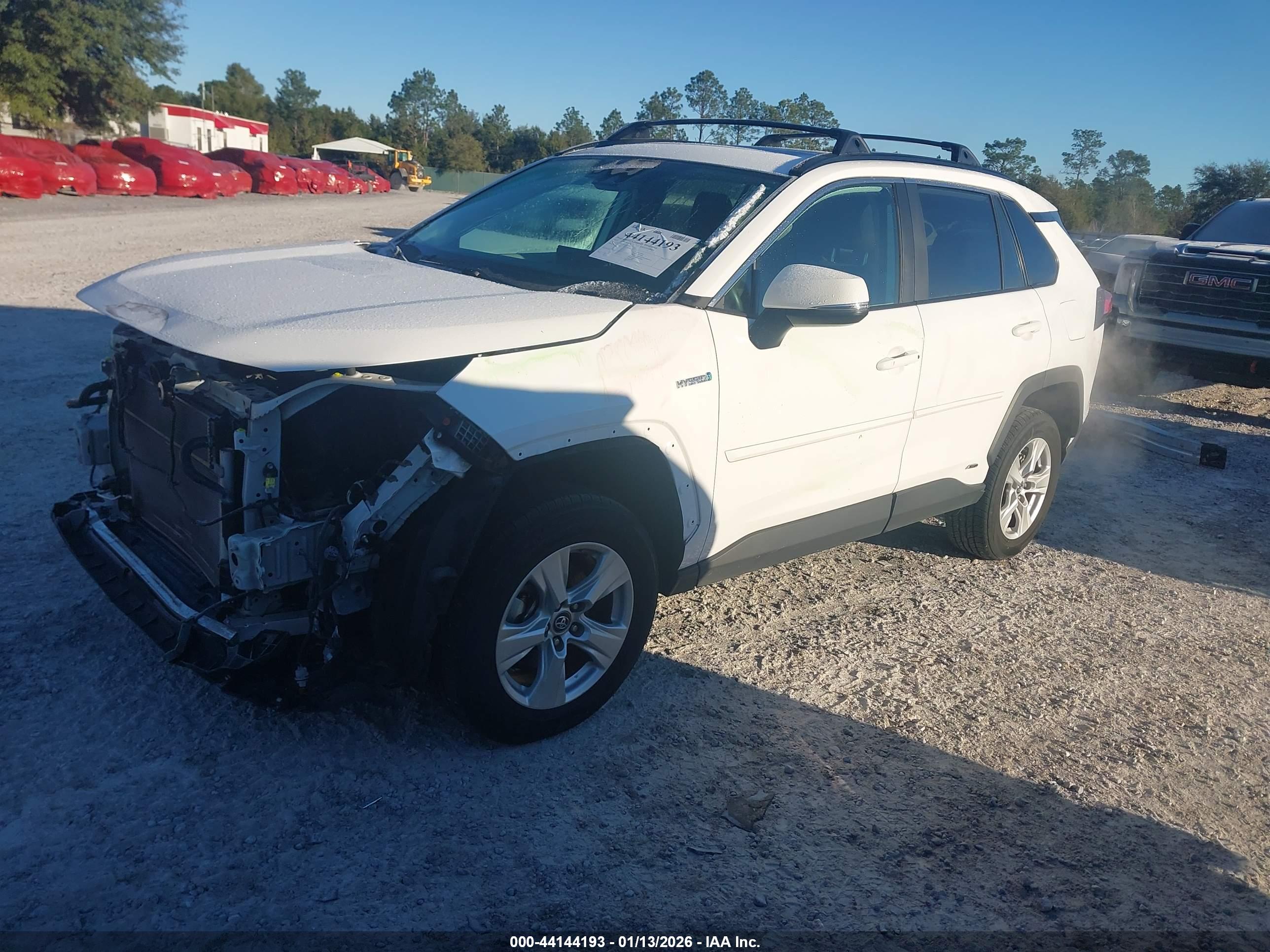 TOYOTA RAV4 image 2