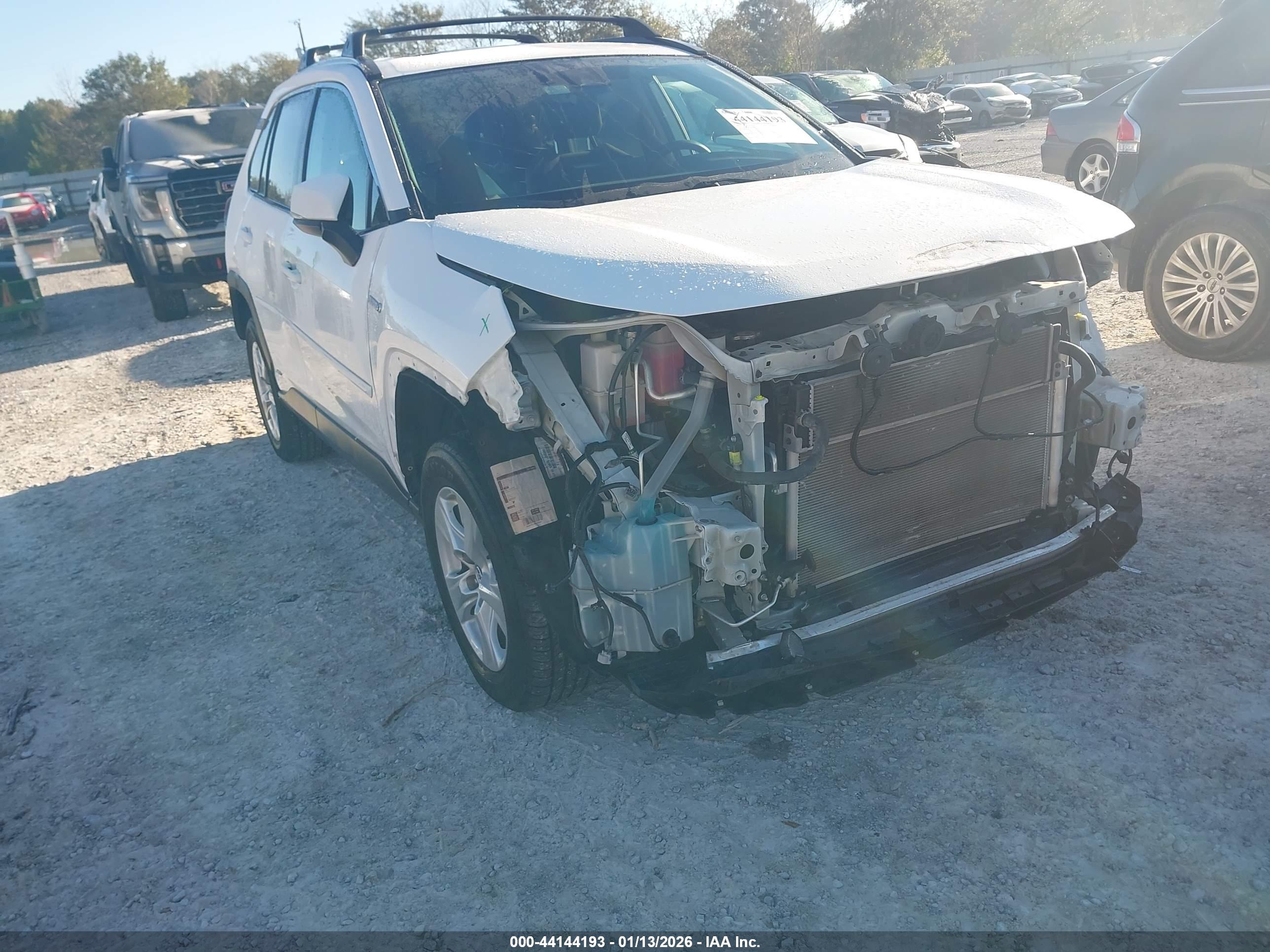 TOYOTA RAV4 image 6