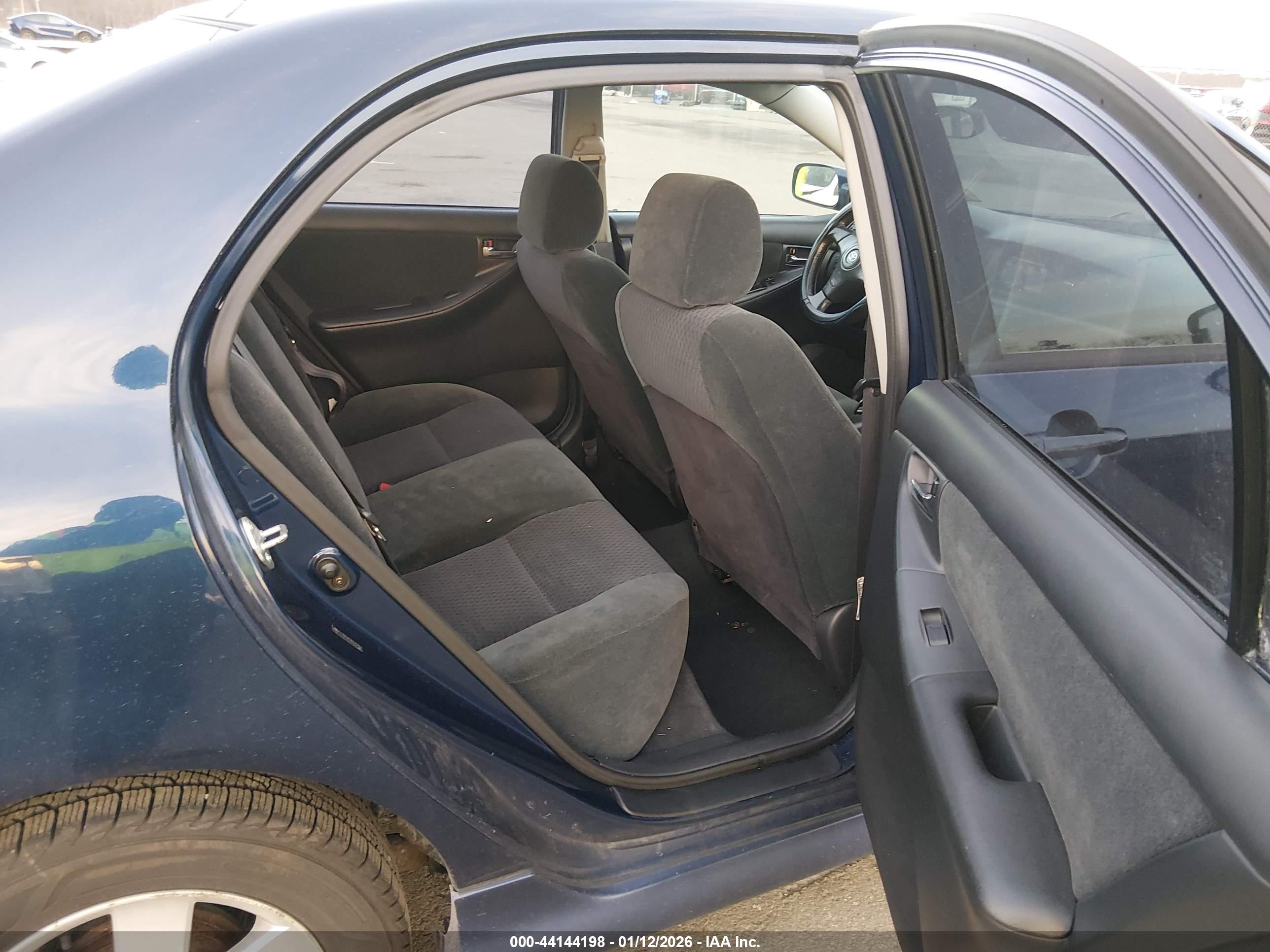 TOYOTA COROLLA image 8