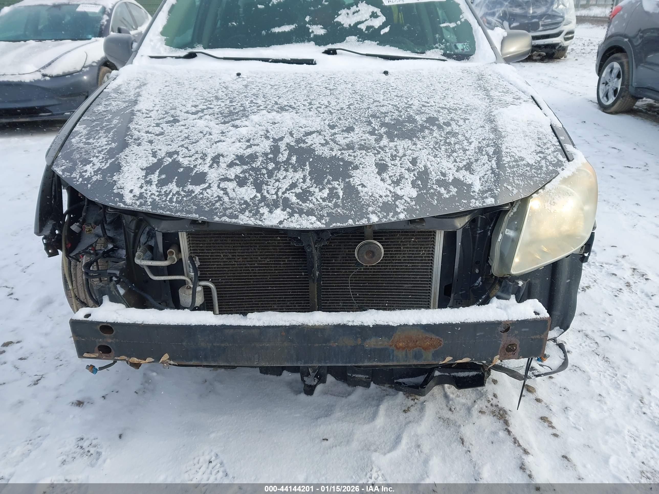 PONTIAC VIBE image 6