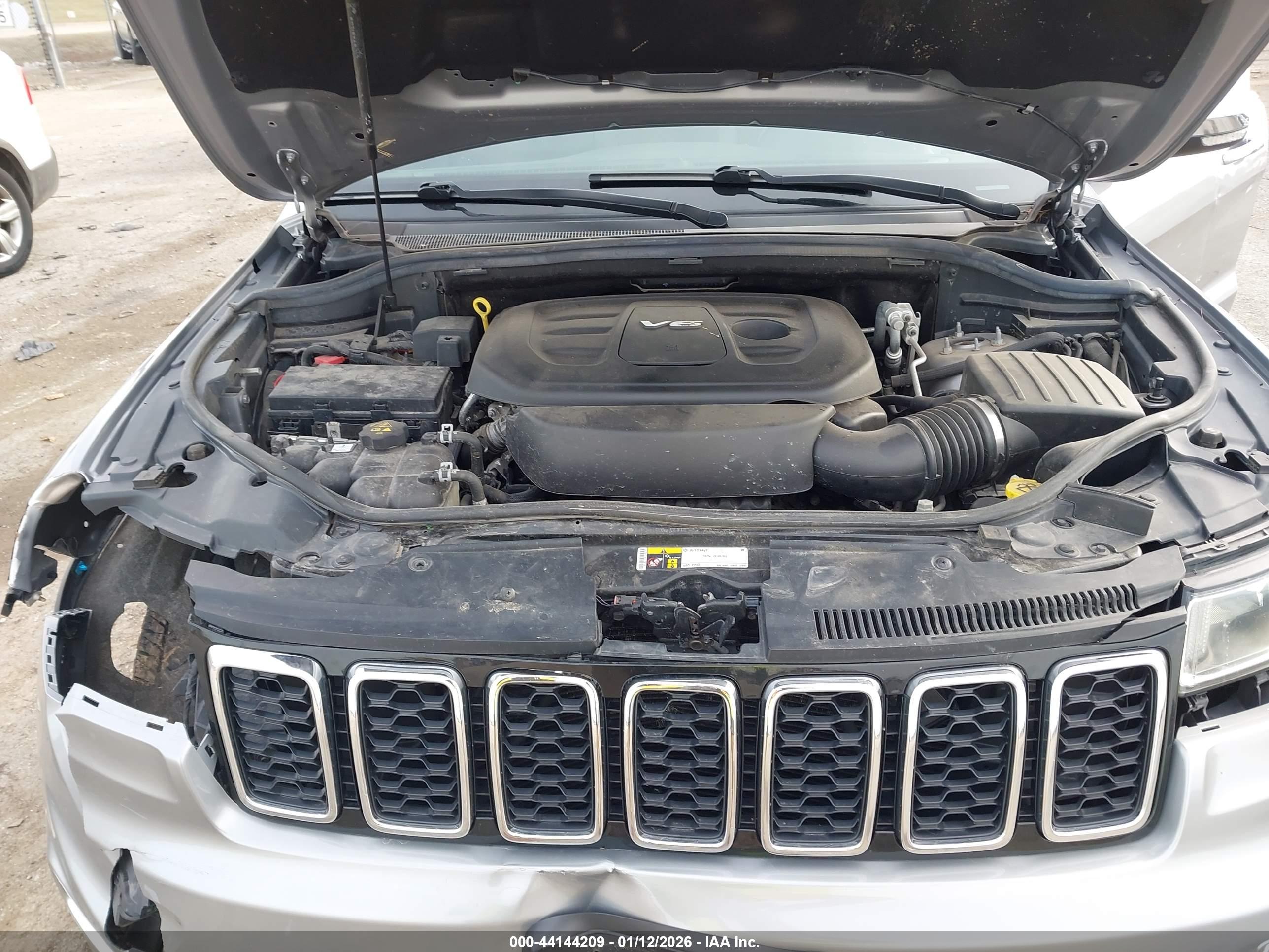 JEEP GRAND image 10