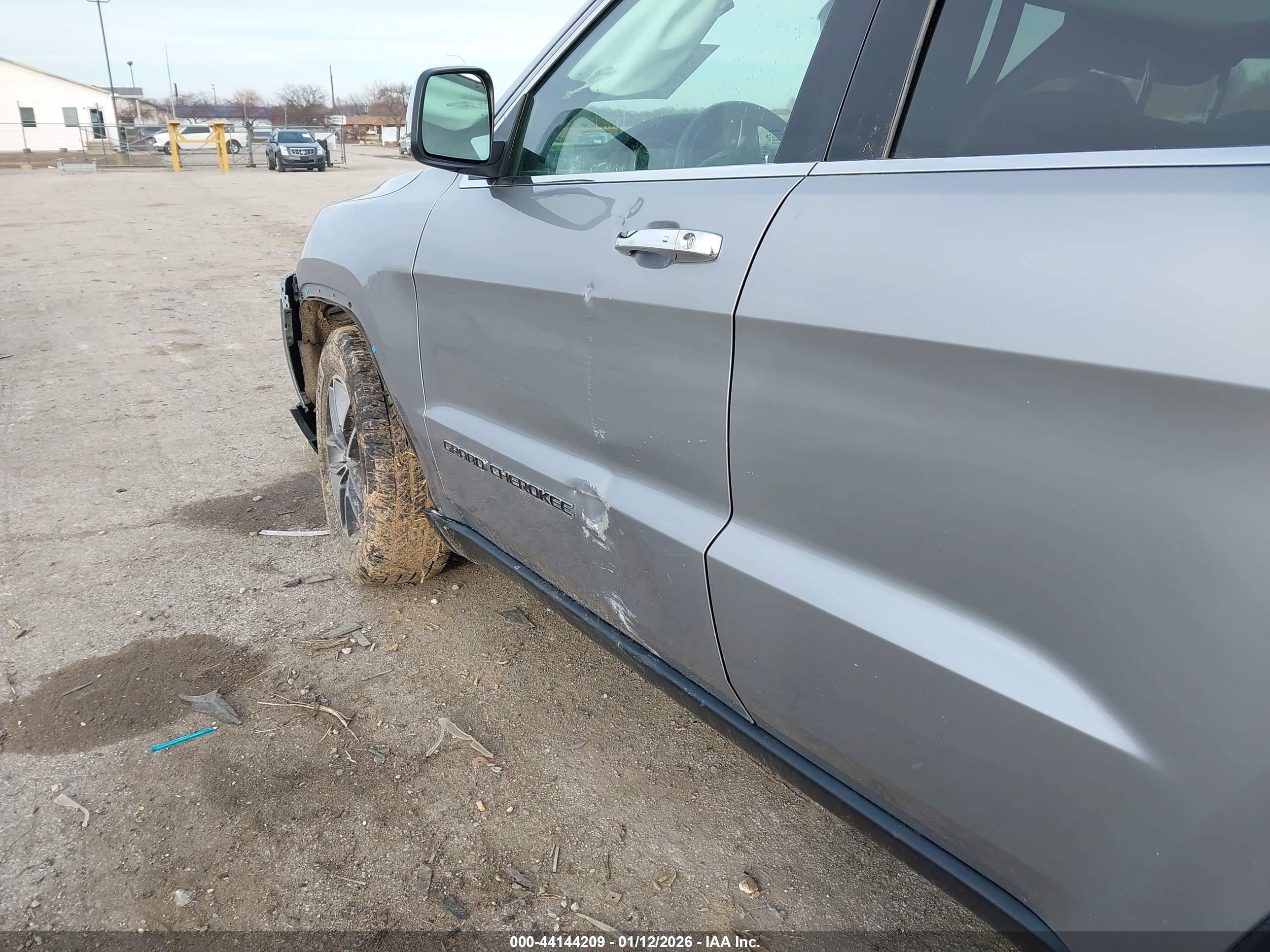 JEEP GRAND image 6
