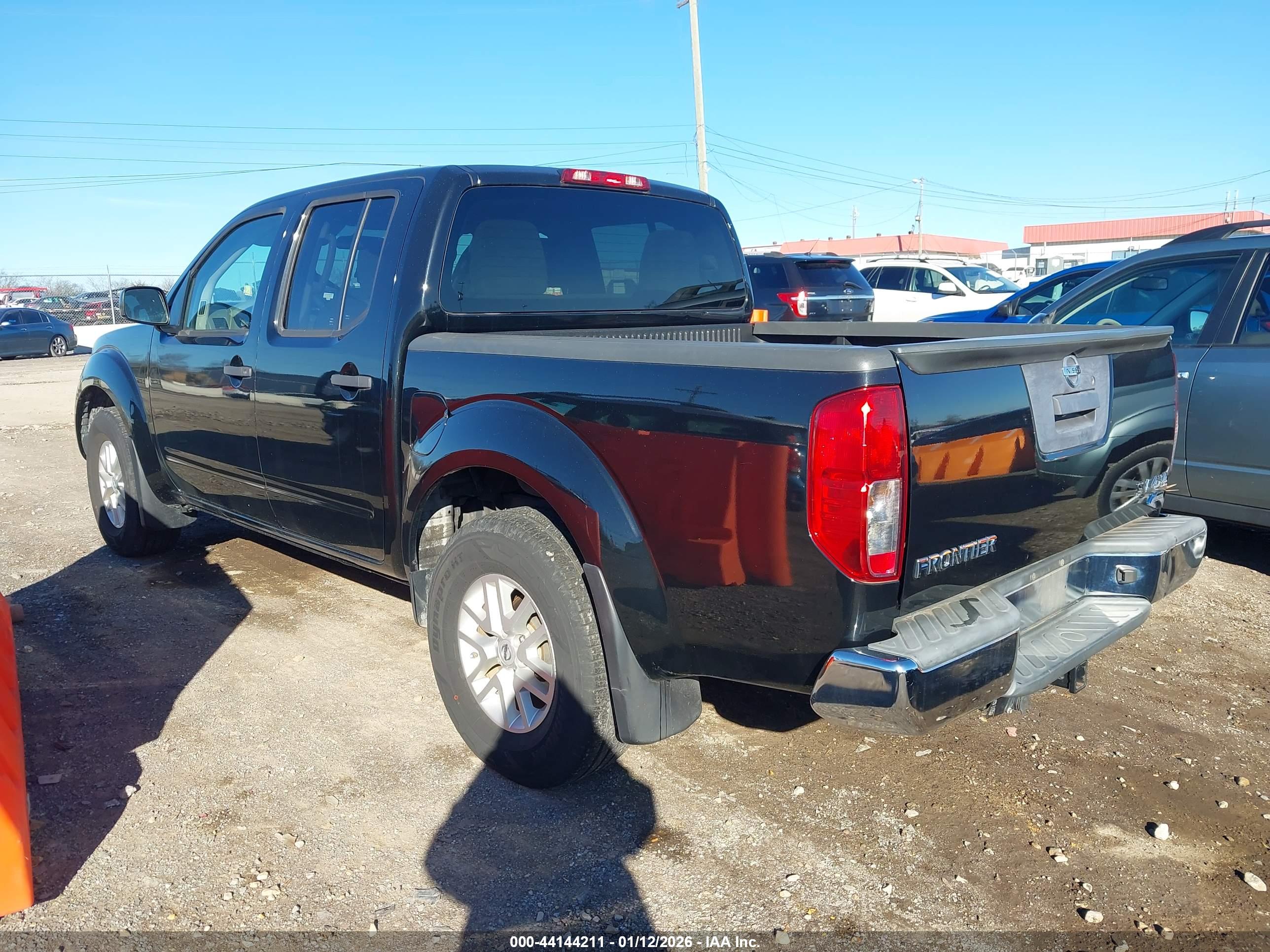 NISSAN FRONTIER image 3