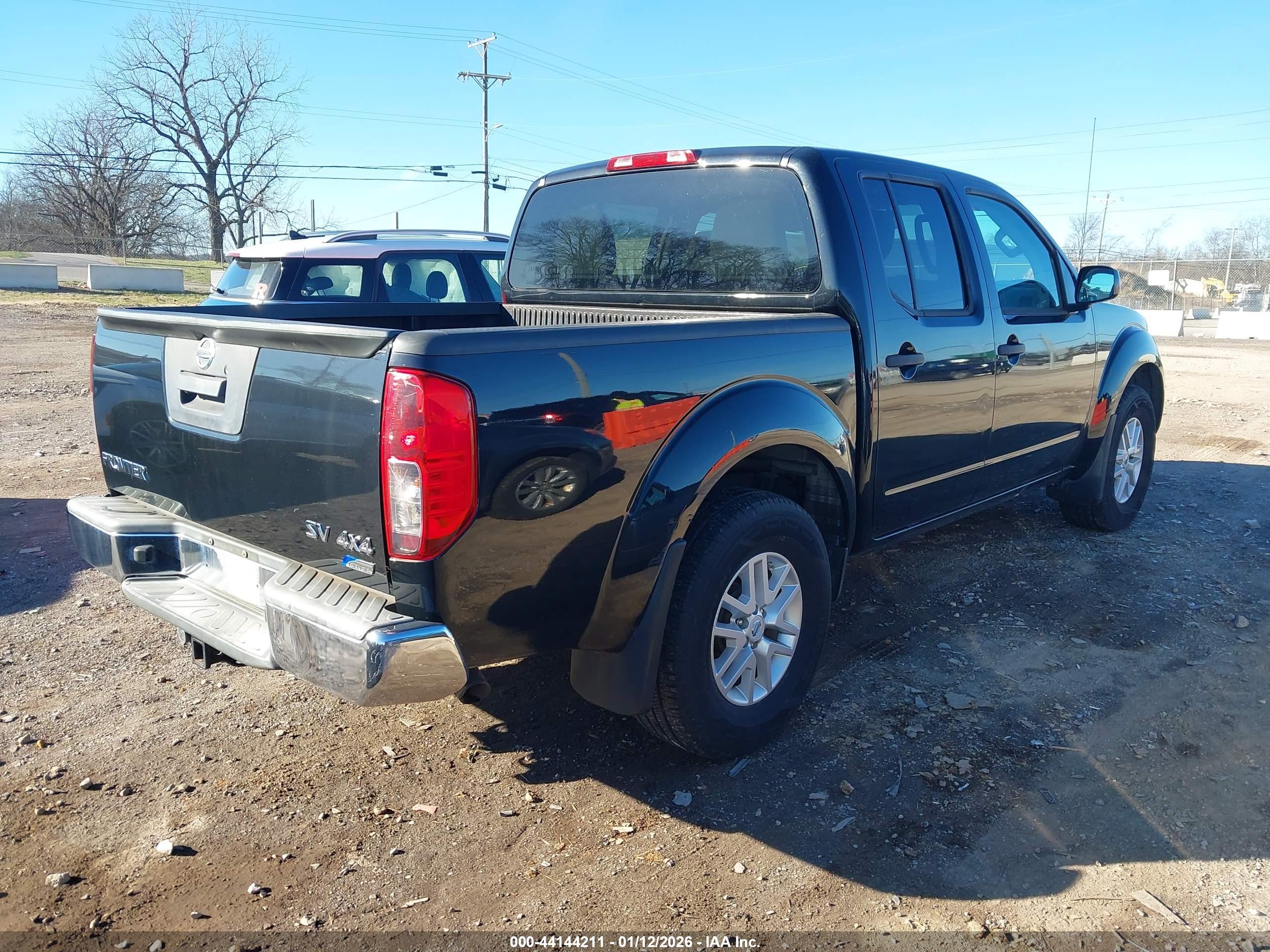 NISSAN FRONTIER image 4