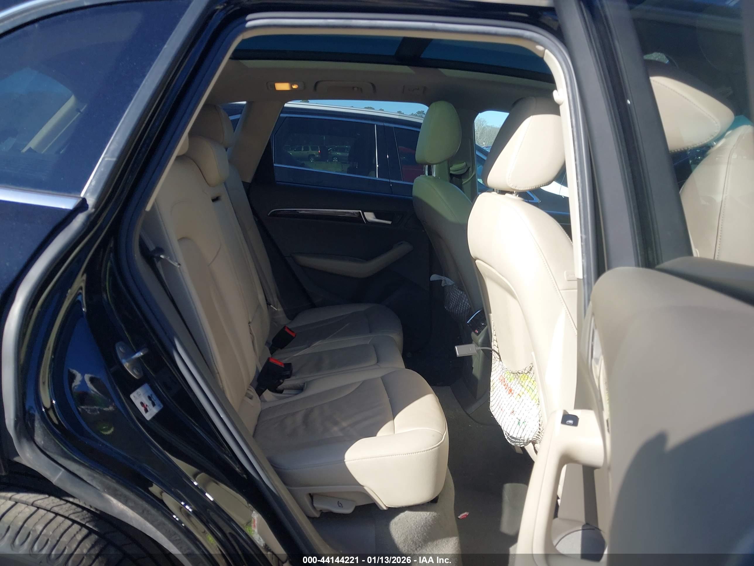 AUDI Q5 image 8