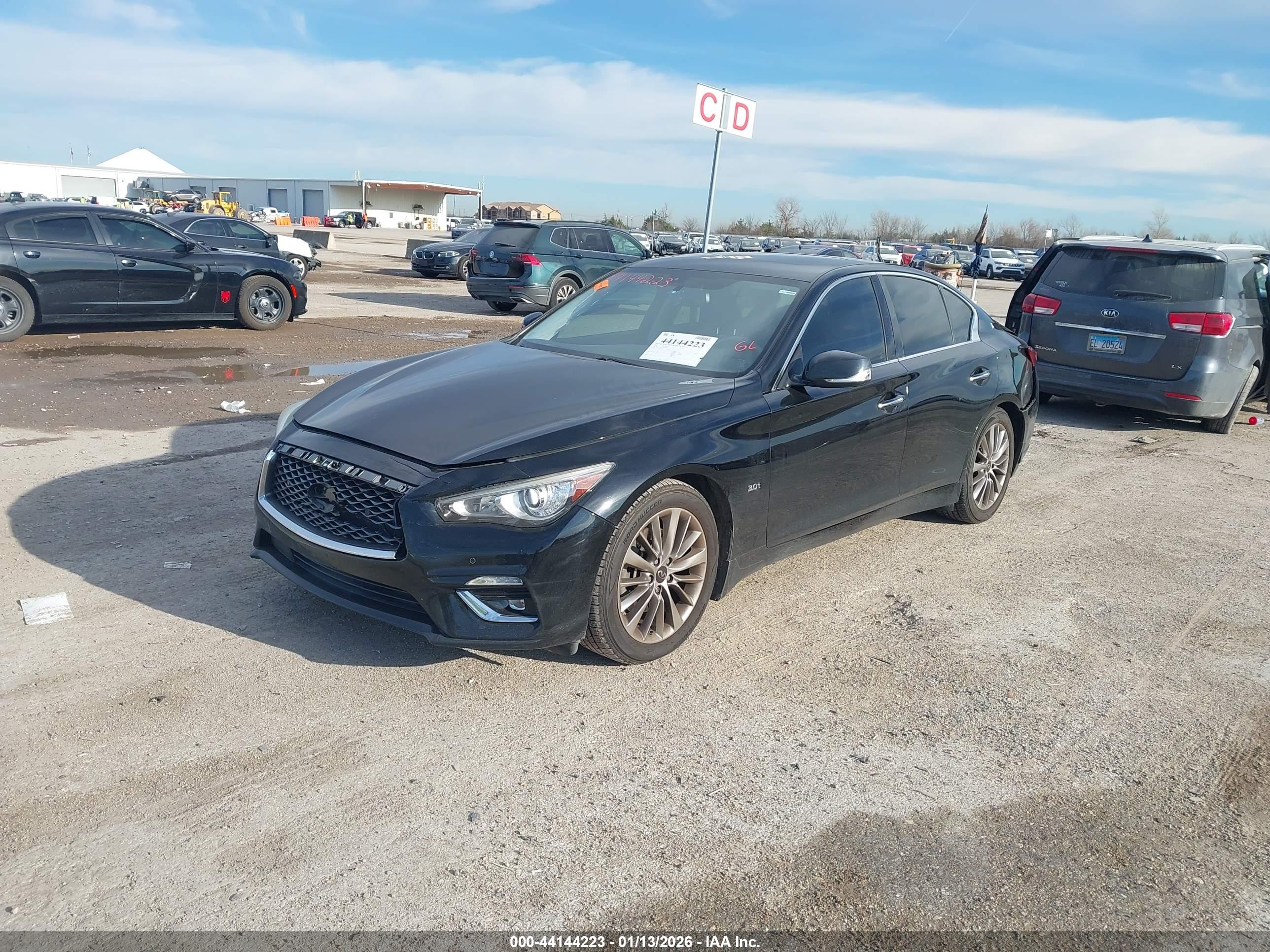 INFINITI Q50 image 2