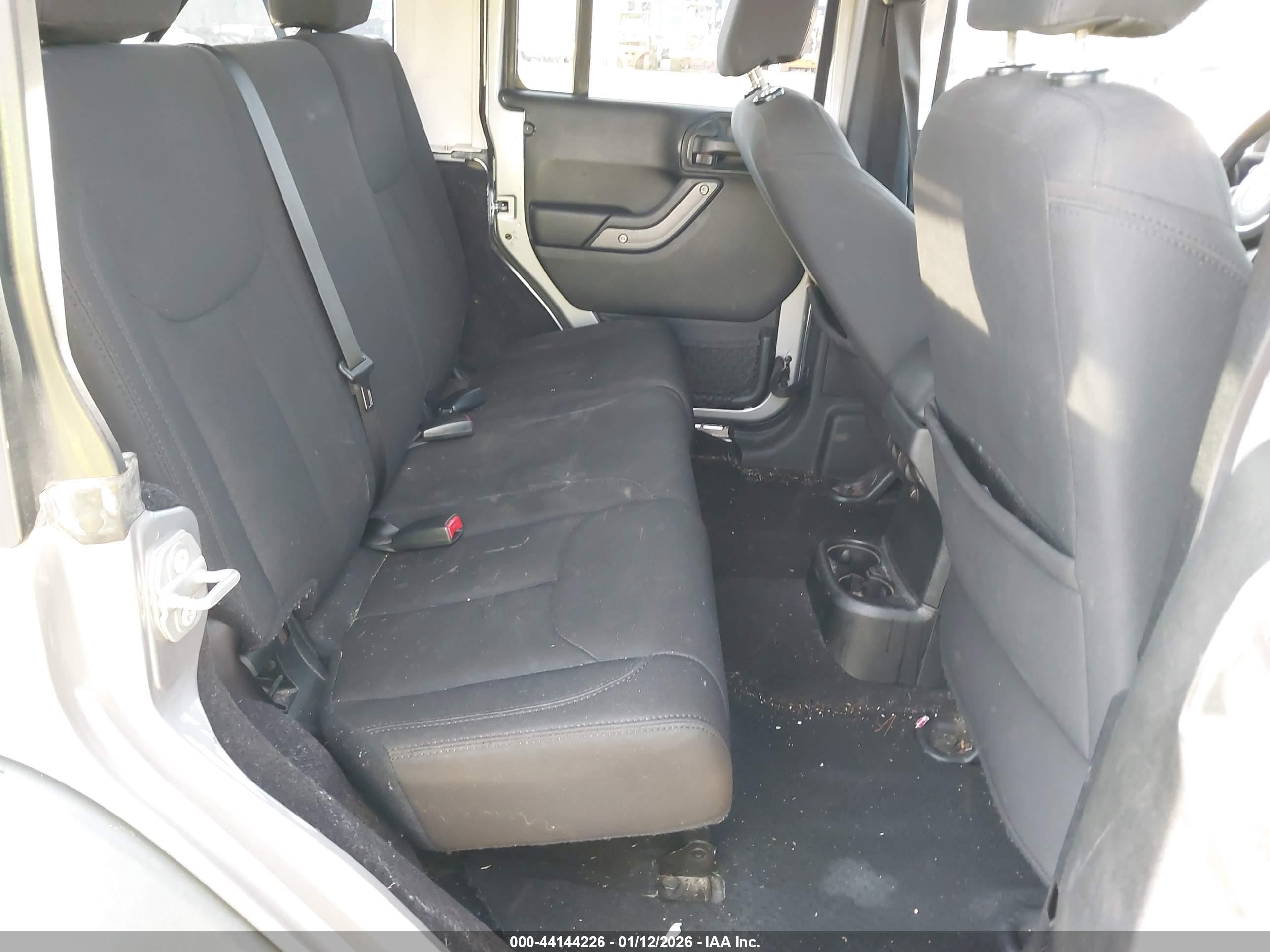 JEEP WRANGLER image 8