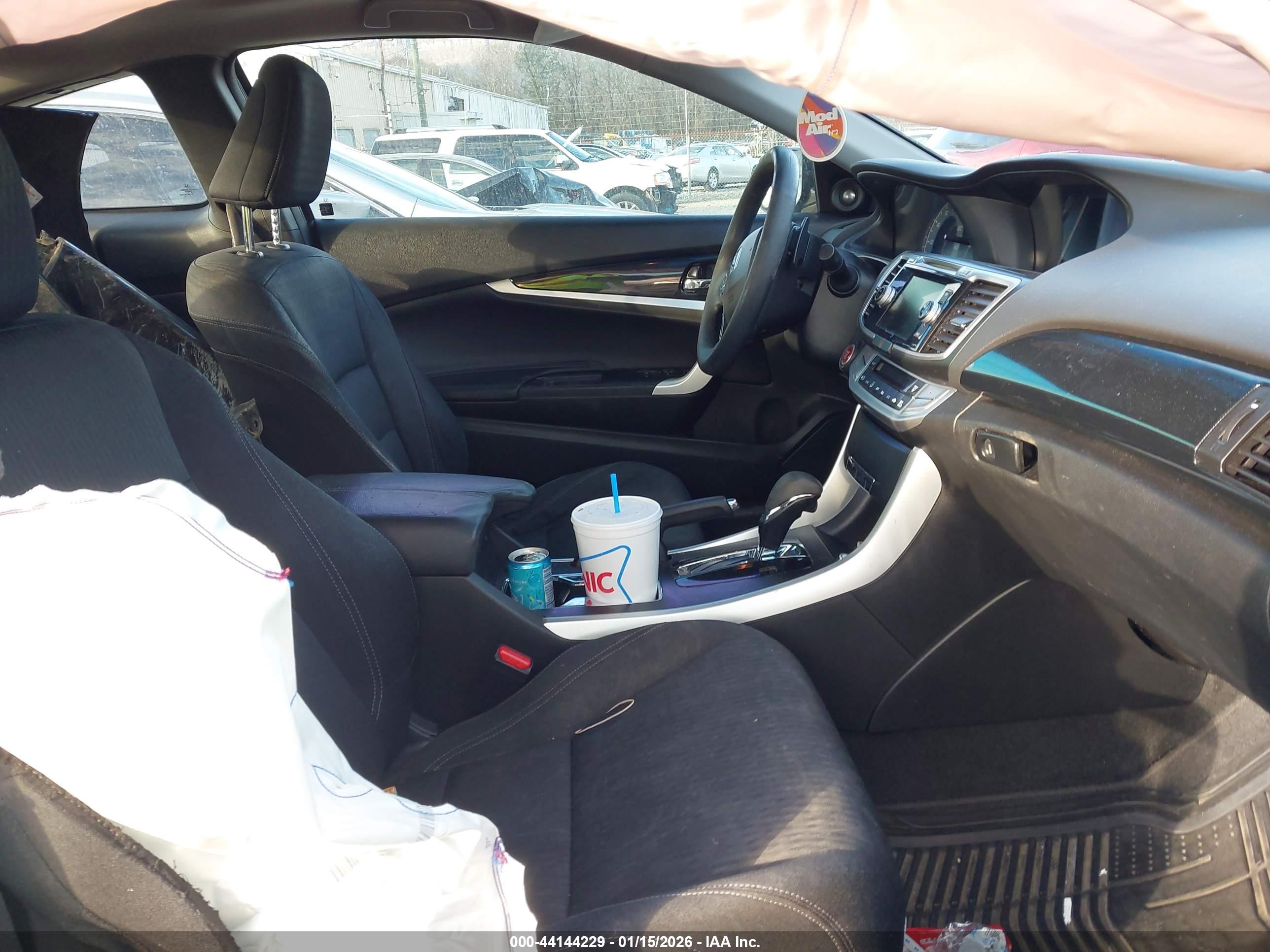 HONDA ACCORD image 5