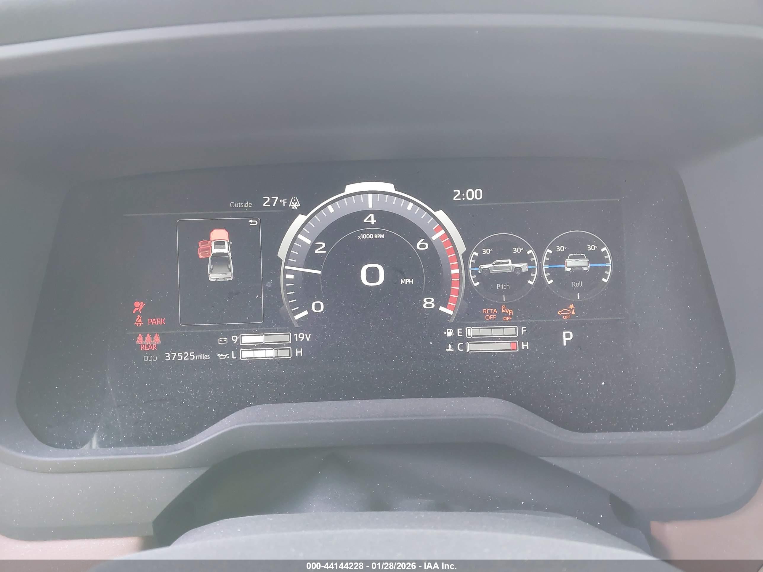 TOYOTA TUNDRA image 7