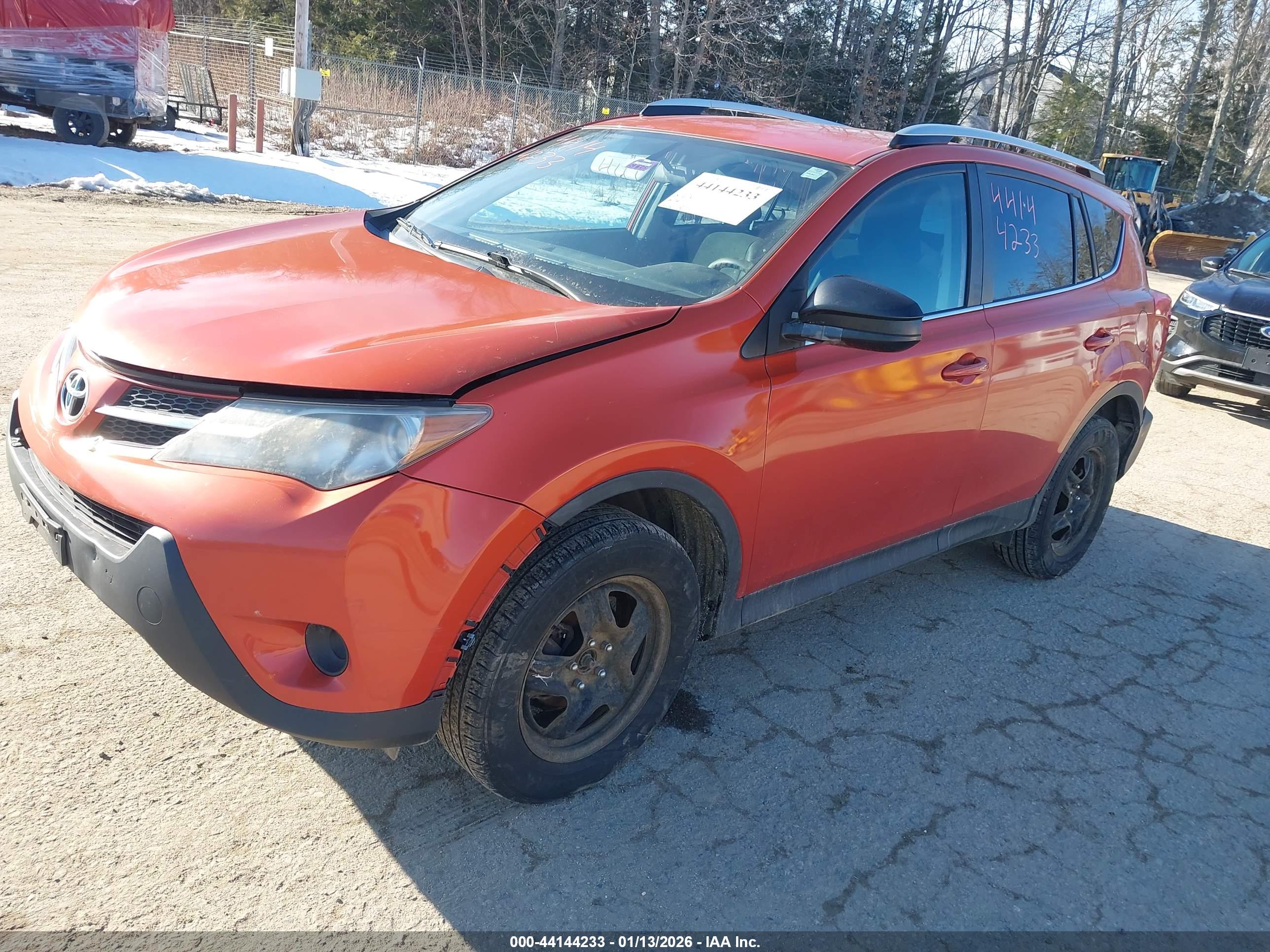 TOYOTA RAV4 image 2