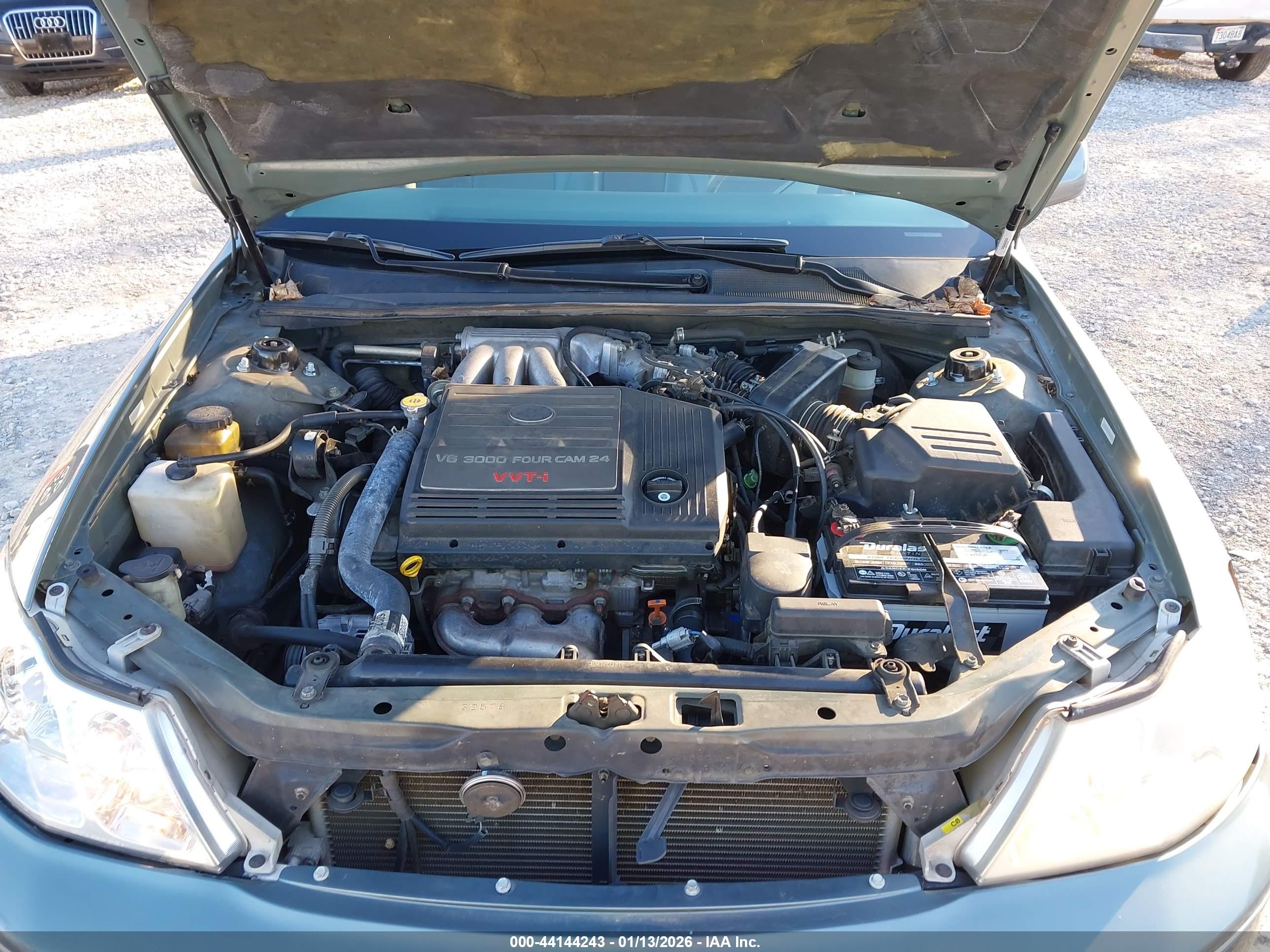 TOYOTA AVALON image 10
