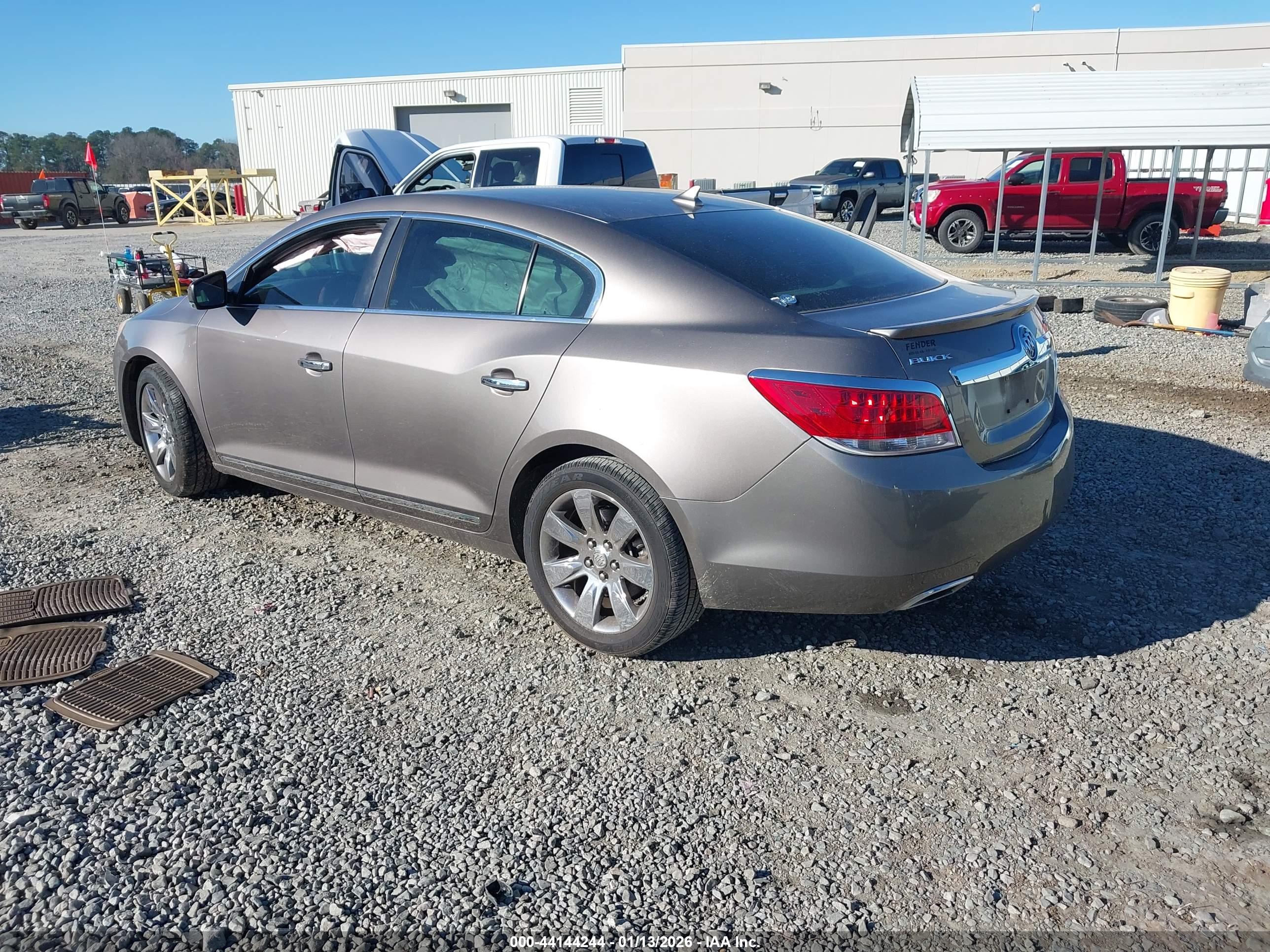 BUICK LACROSSE image 3
