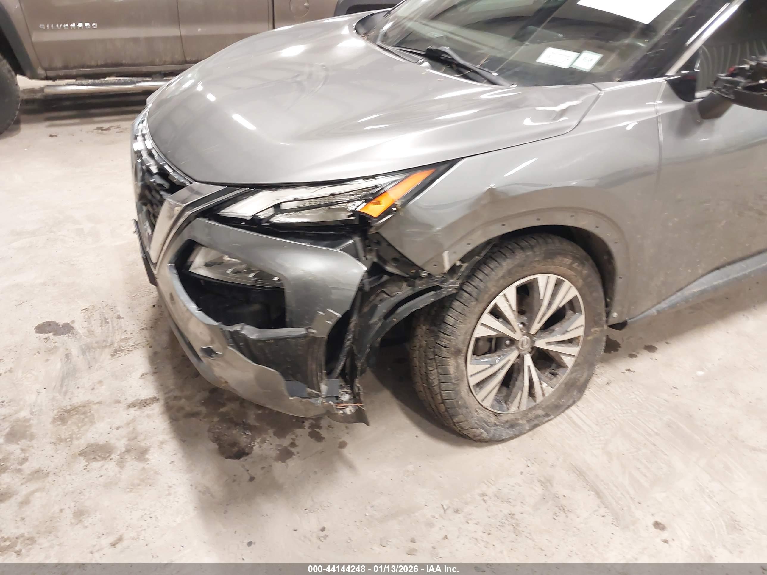 NISSAN ROGUE image 6