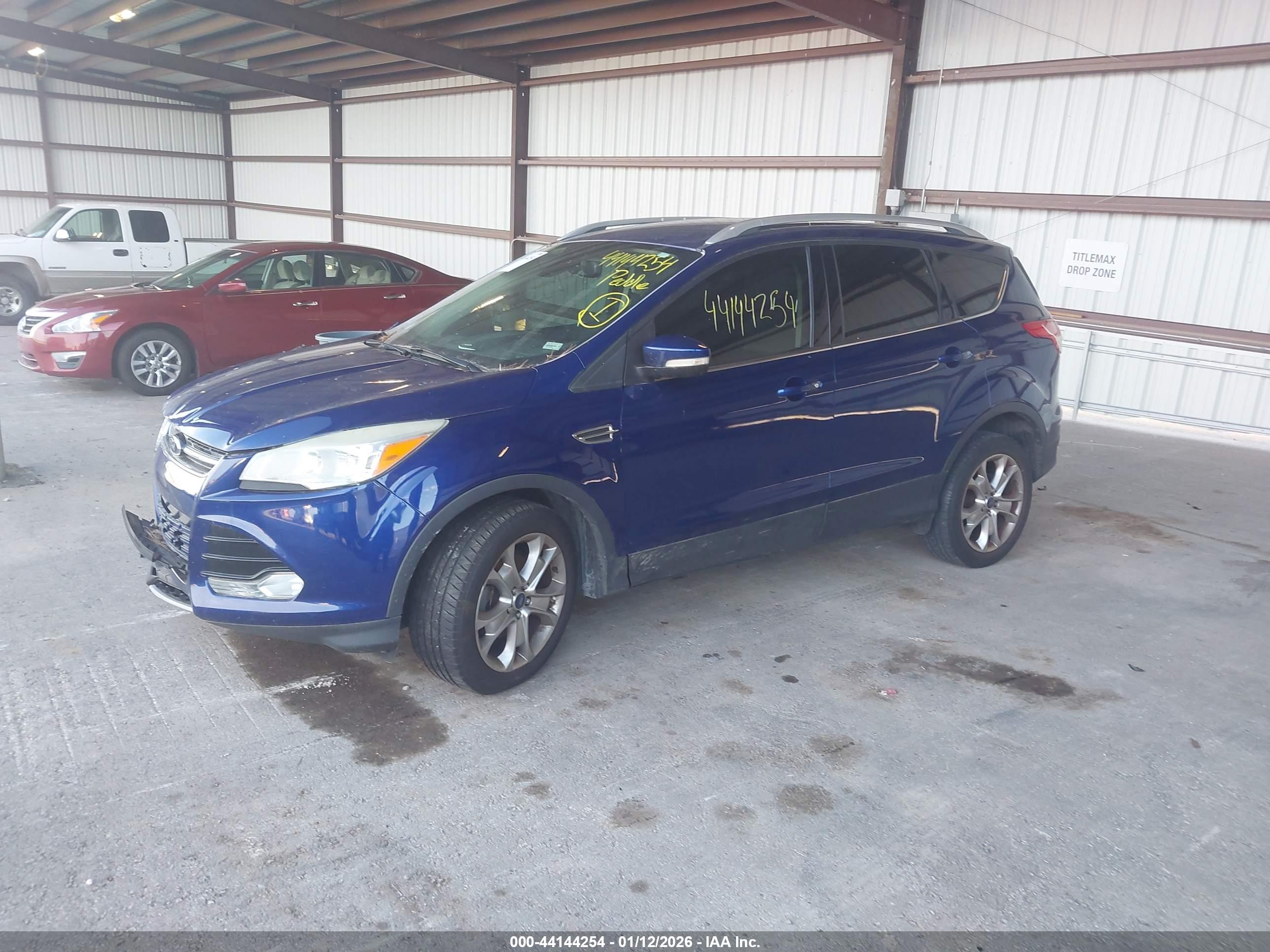 FORD ESCAPE image 2