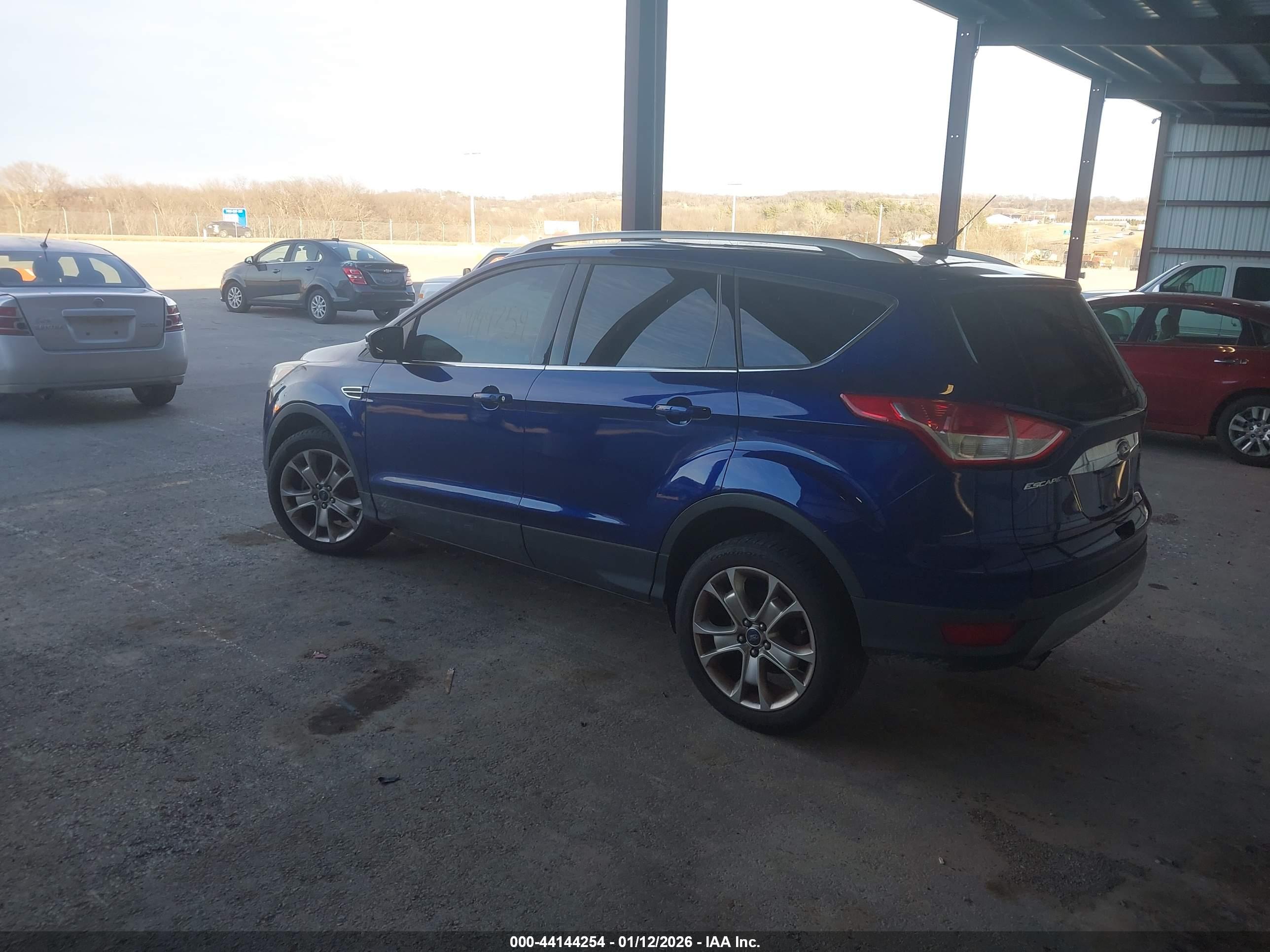 FORD ESCAPE image 3