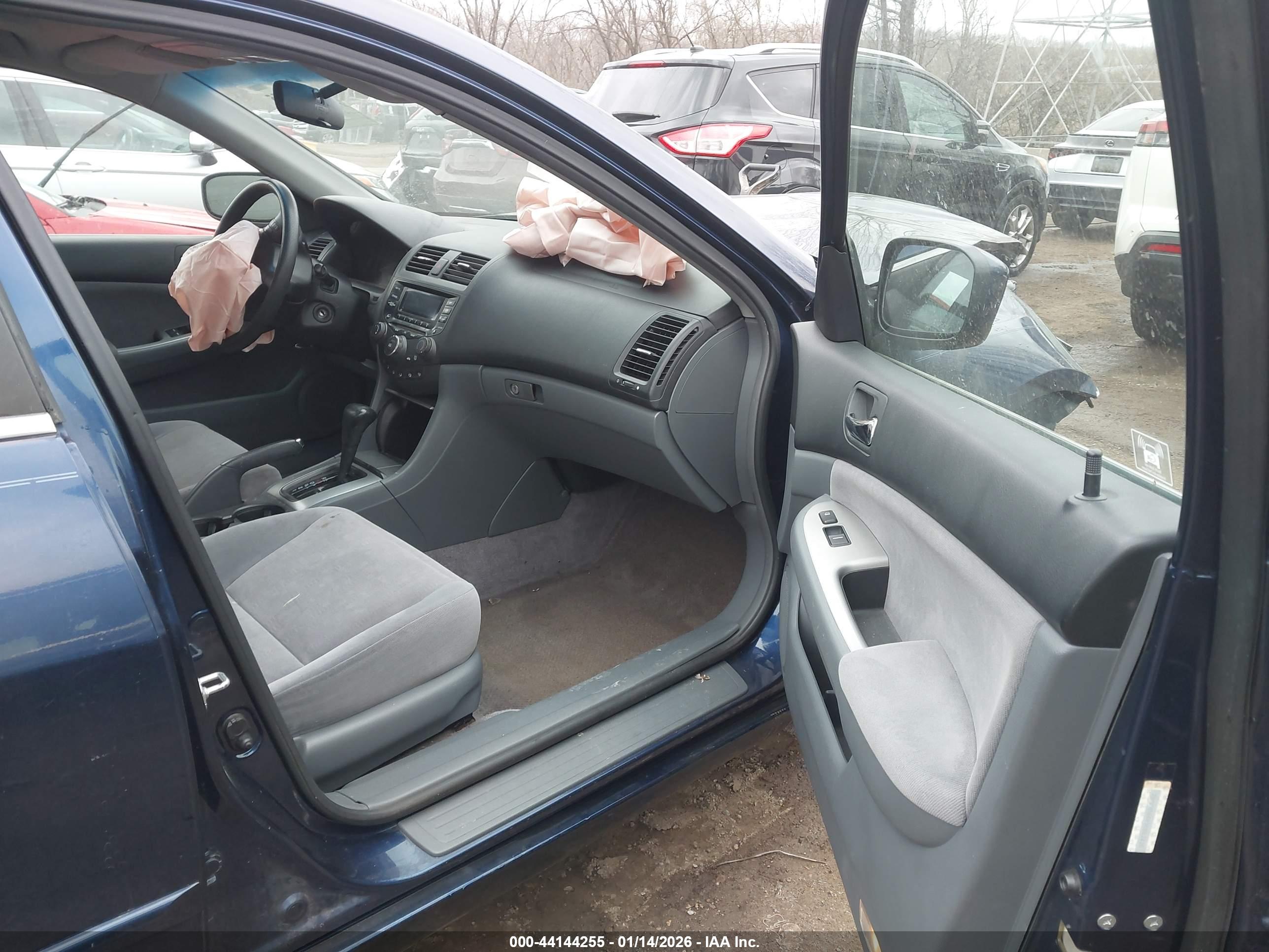 HONDA ACCORD image 5