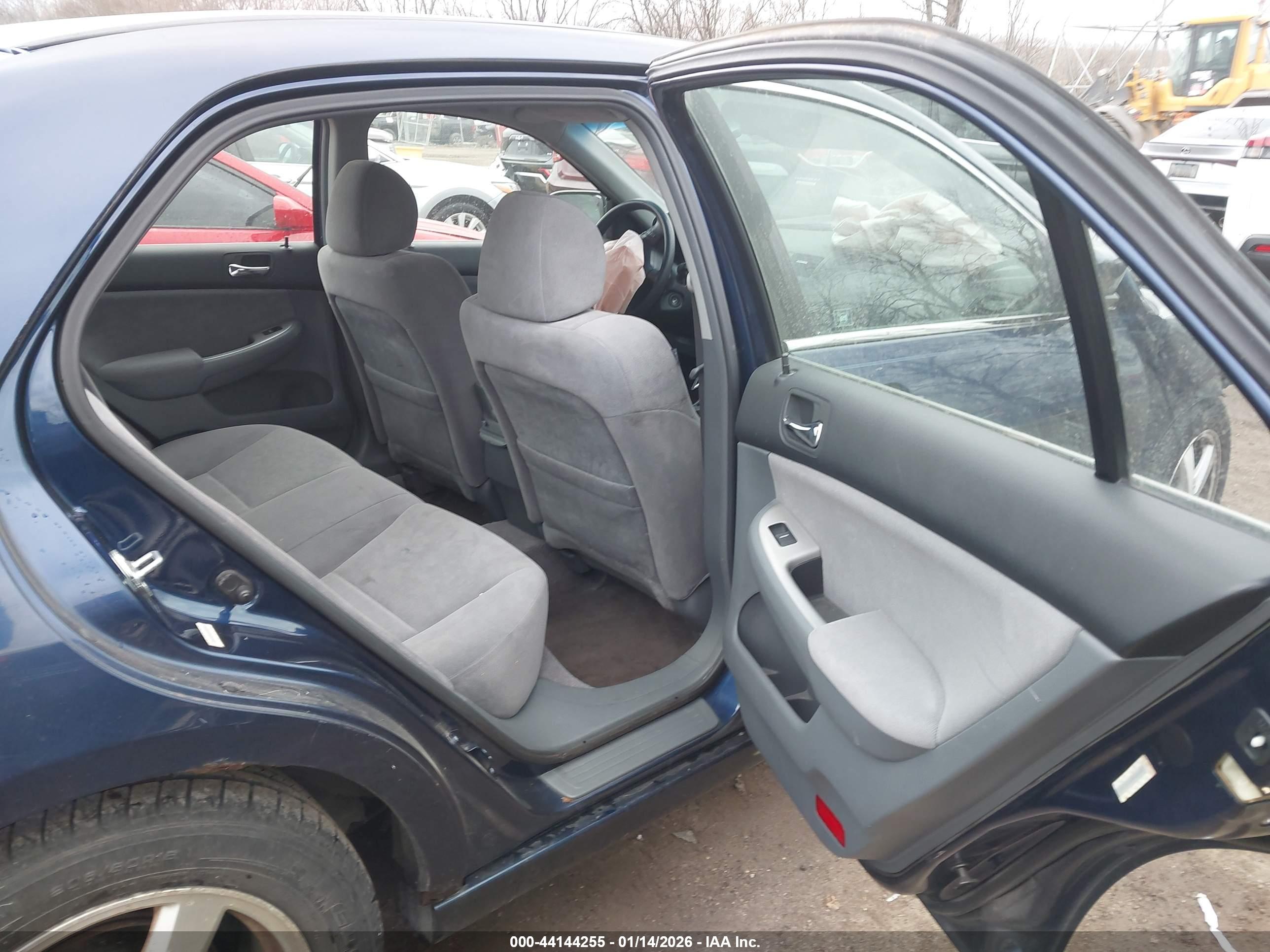 HONDA ACCORD image 8