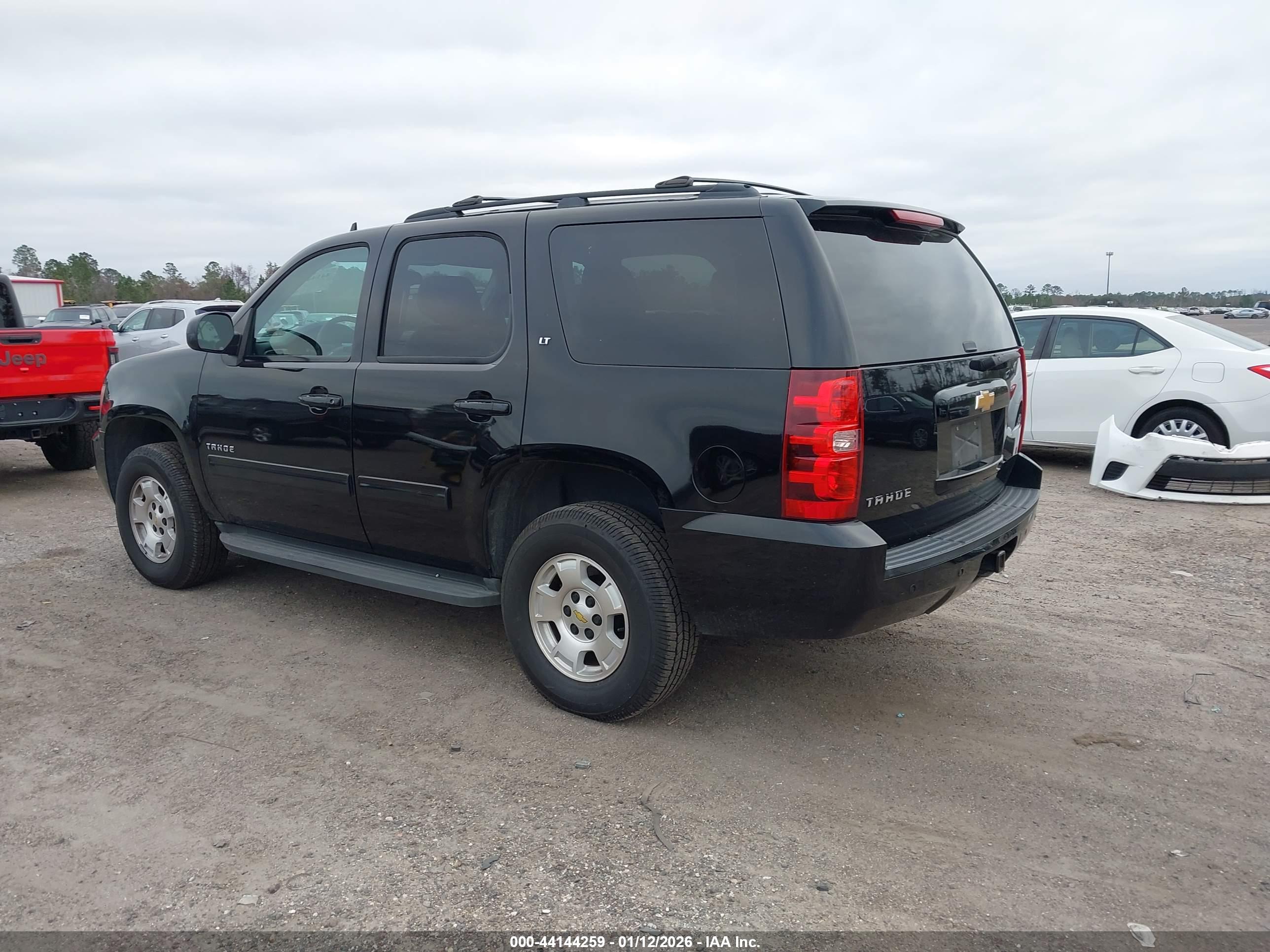CHEVROLET TAHOE image 3